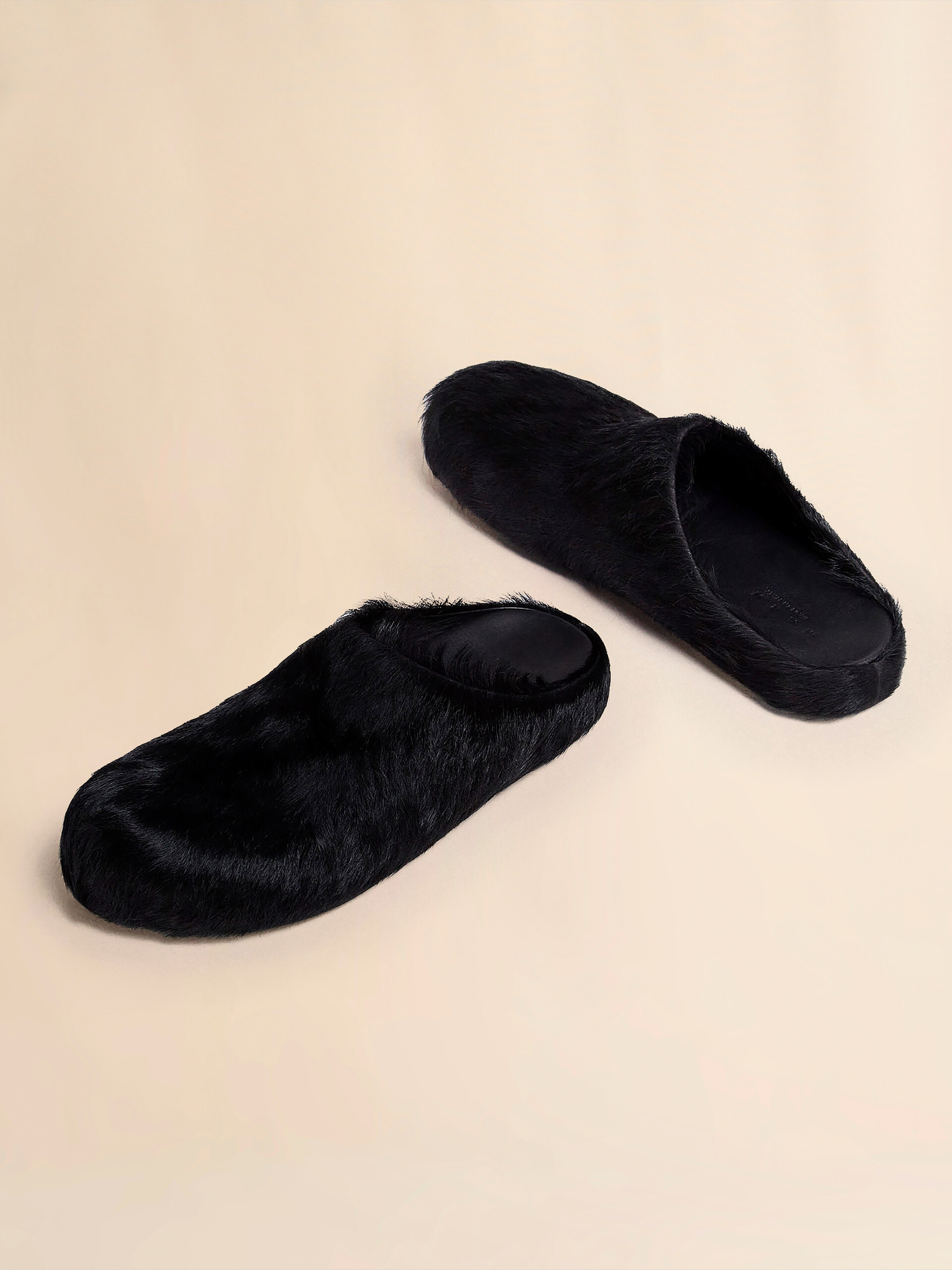 Blue long hair calfskin Fussbett sabot - Clogs - Image 5