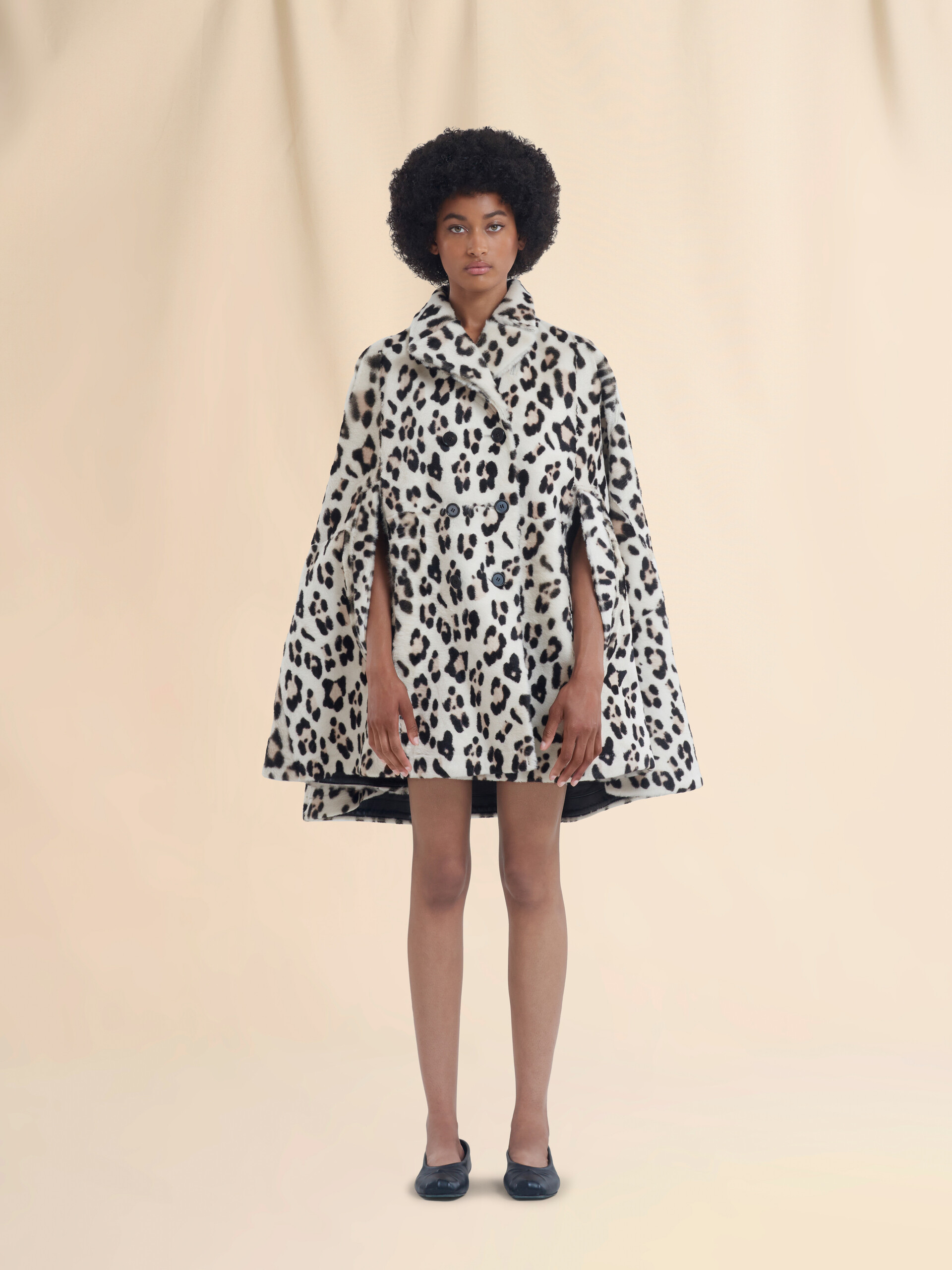Shorn shearling cape with animalier print - Jackets - Image 2