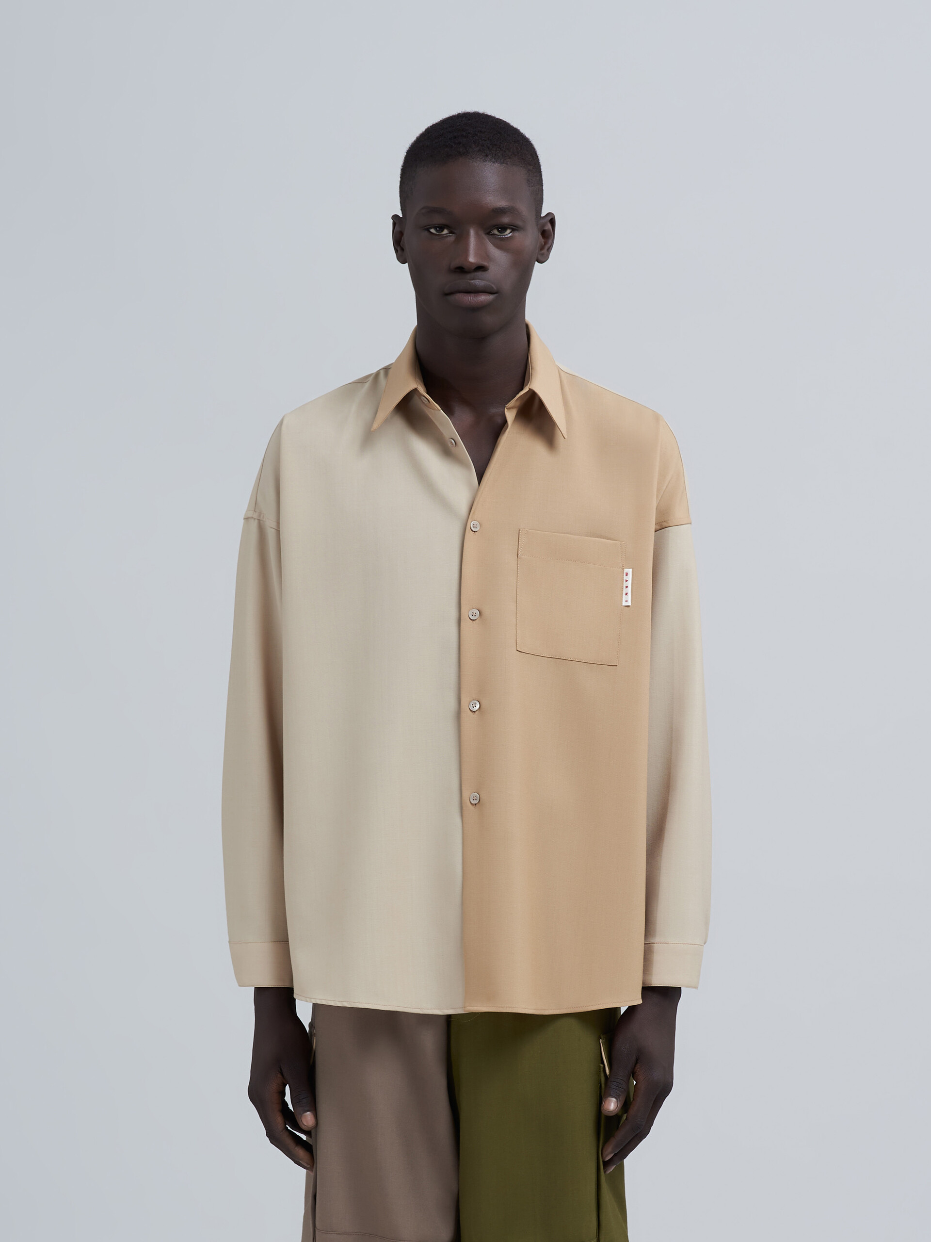 Camisa de lana tropical color block - Camisas - Image 2
