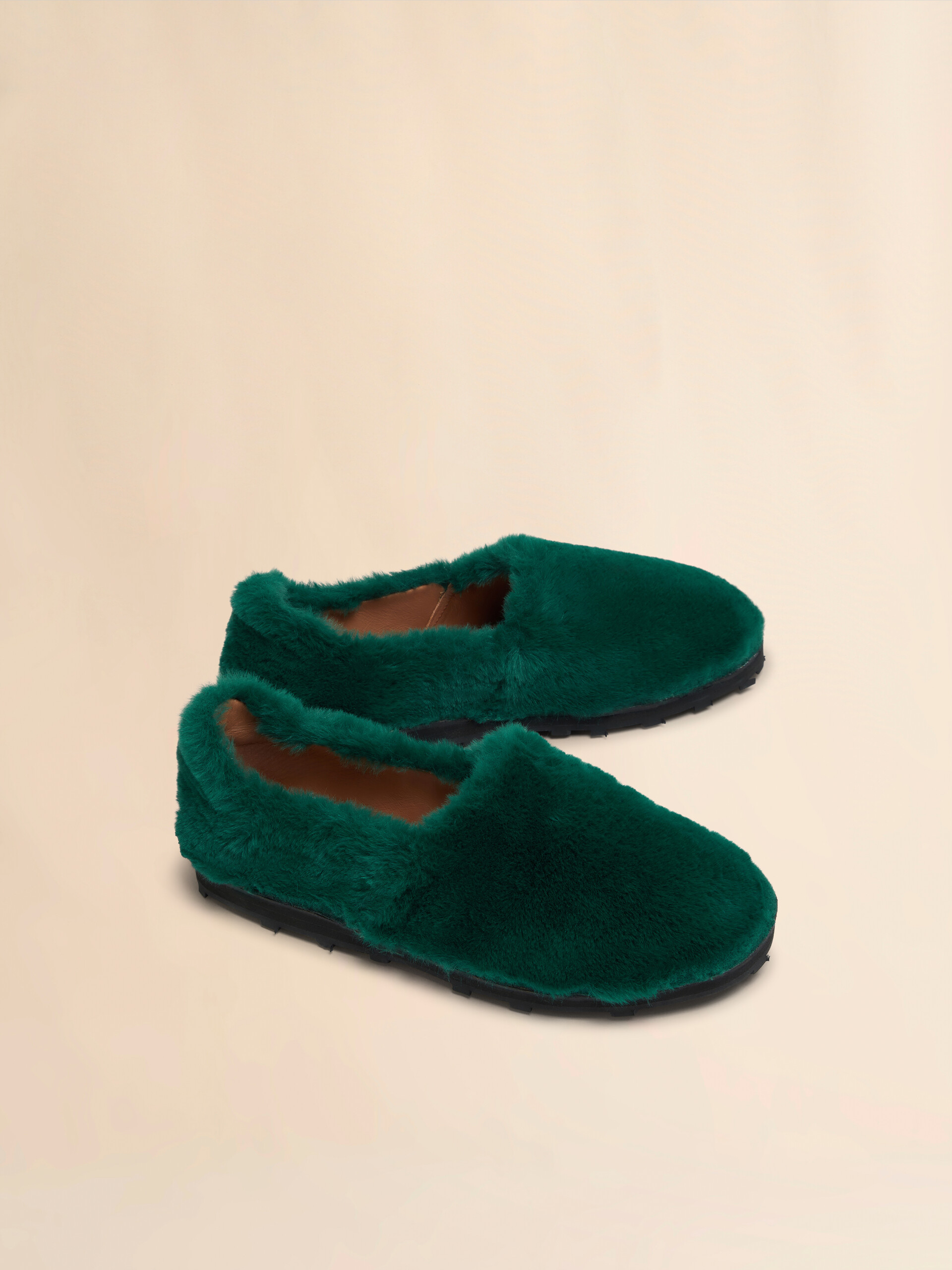 Blue slip-on loafer in faux fur - Mocassin - Image 4