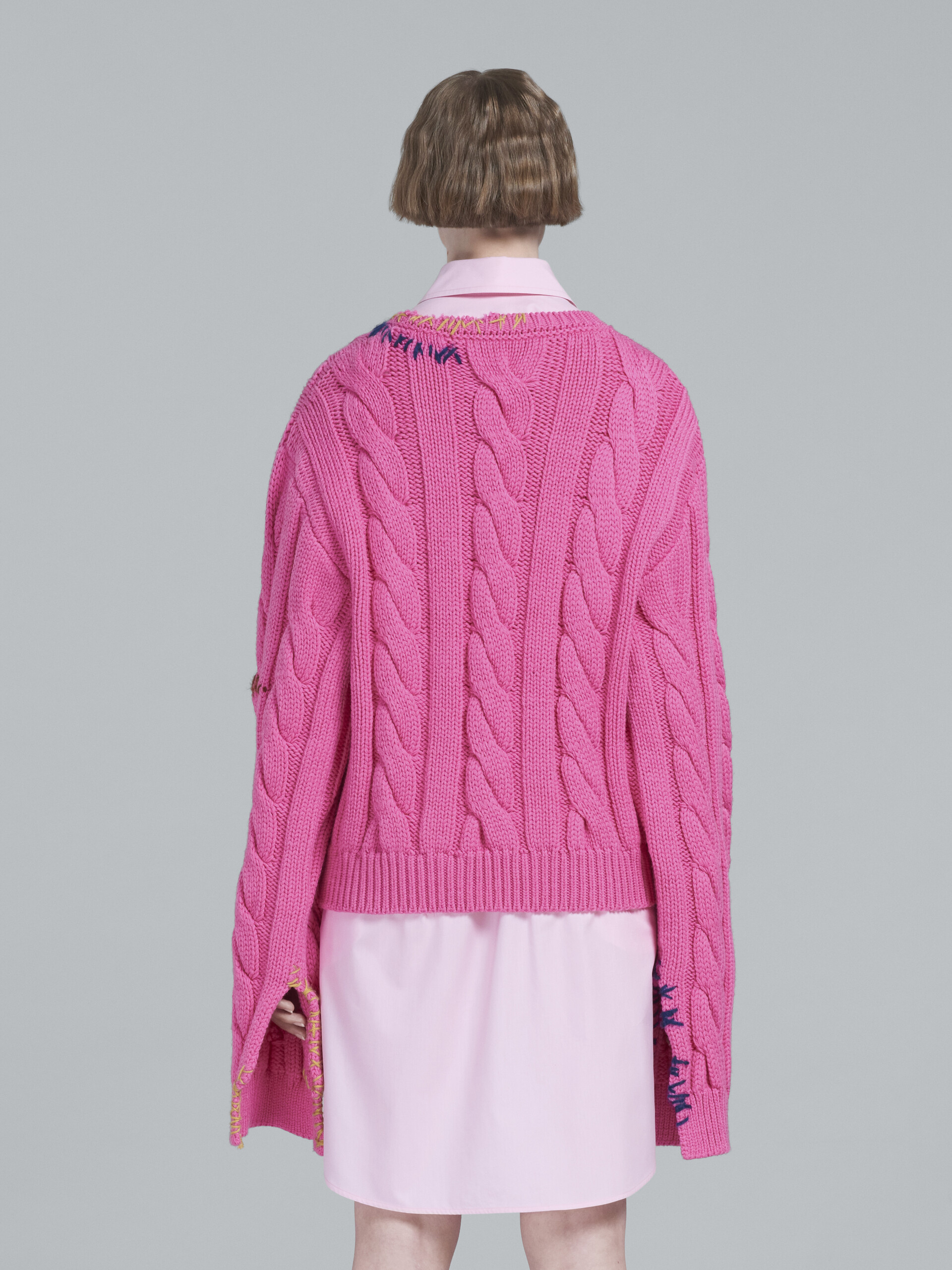 Fuchsia cable-knit sweater - Pullovers - Image 3