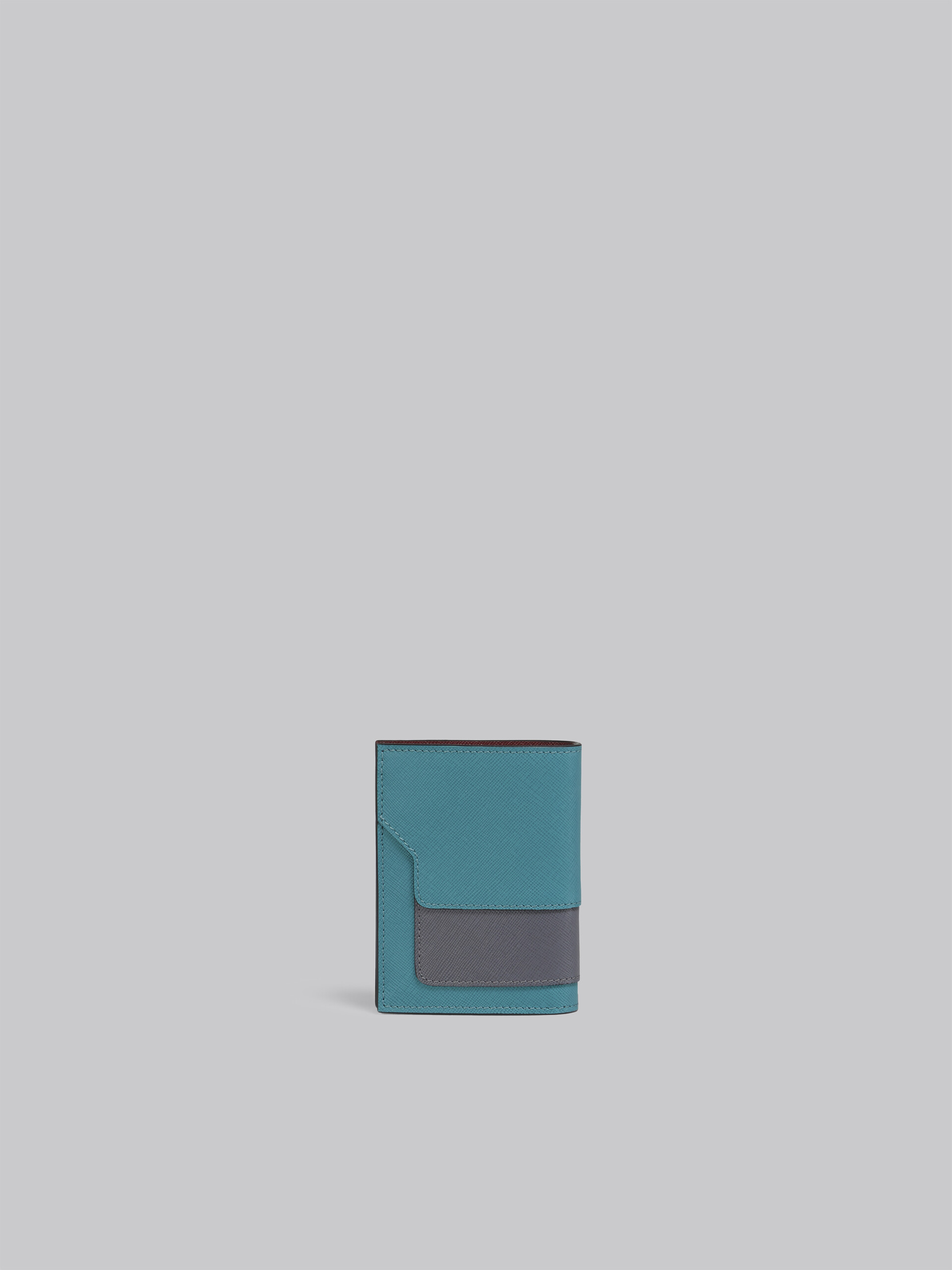 Portafoglio bi-fold in saffiano blu grigio rosso - Portafogli - Image 3