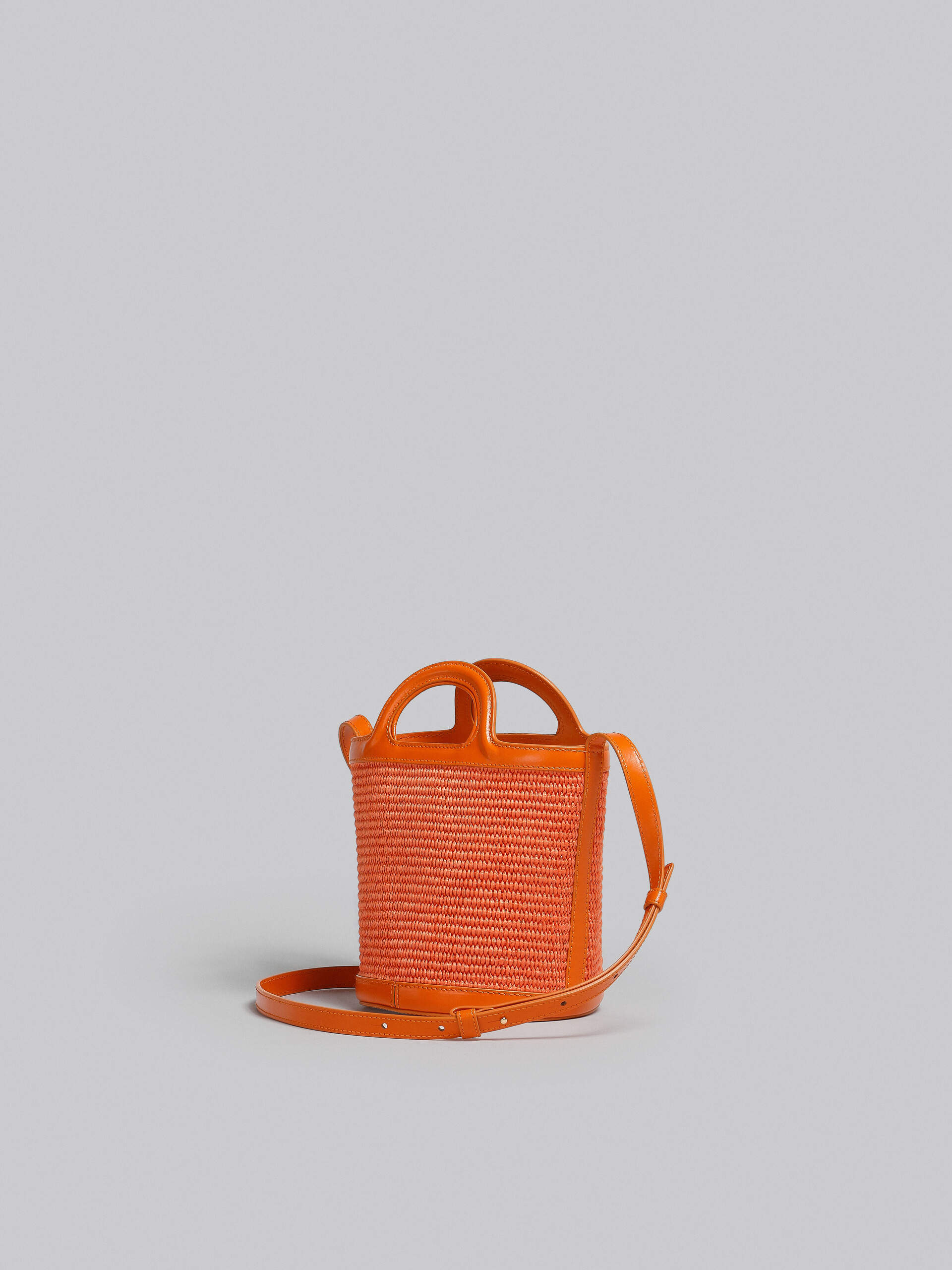 Tropicalia Small Bucket Bag in orange leather and raffia - Shoulder Bag - Image 3