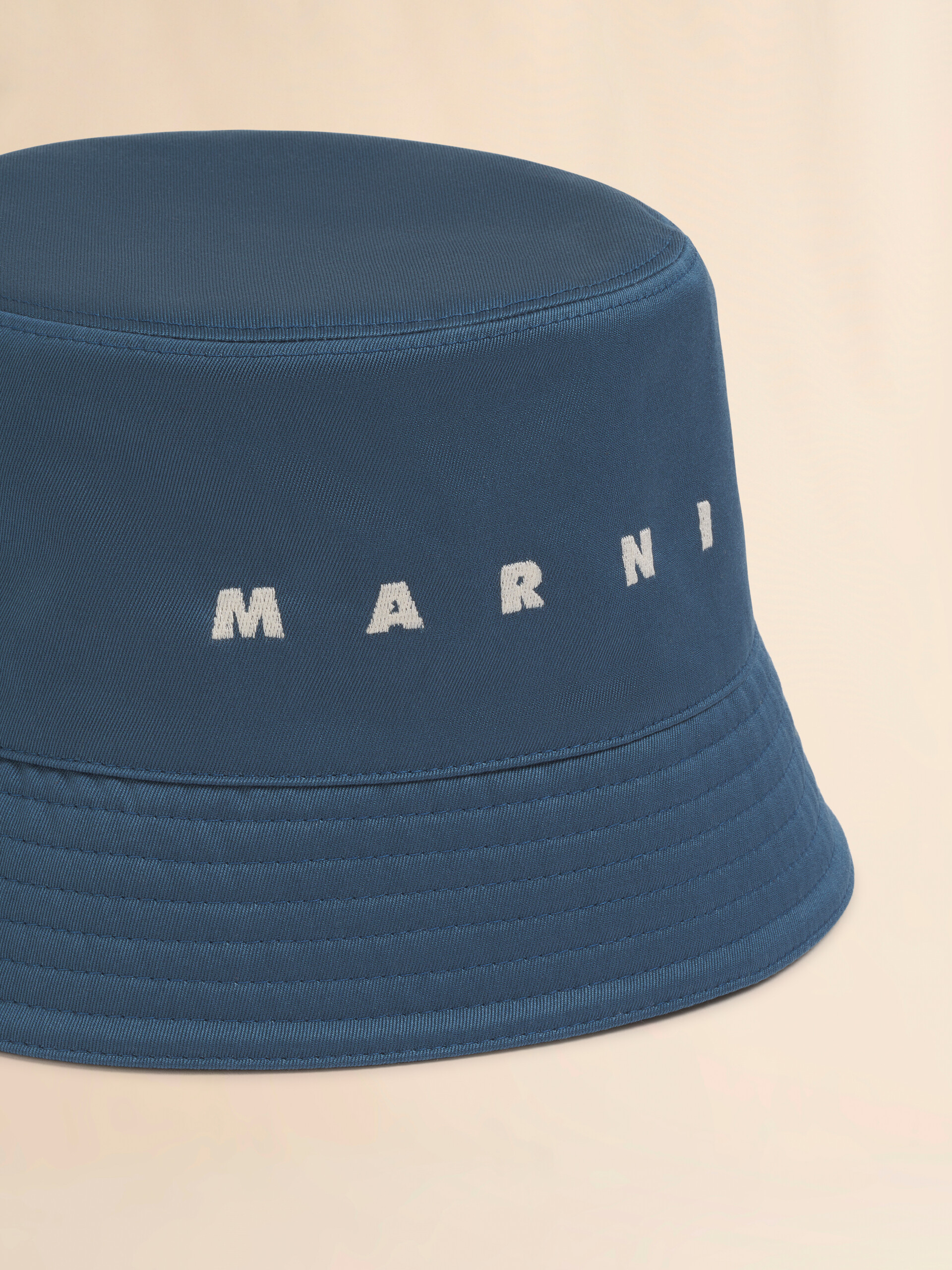 Turquoise water-repellent gabardine bucket hat with embroidered logo - Hats - Image 4