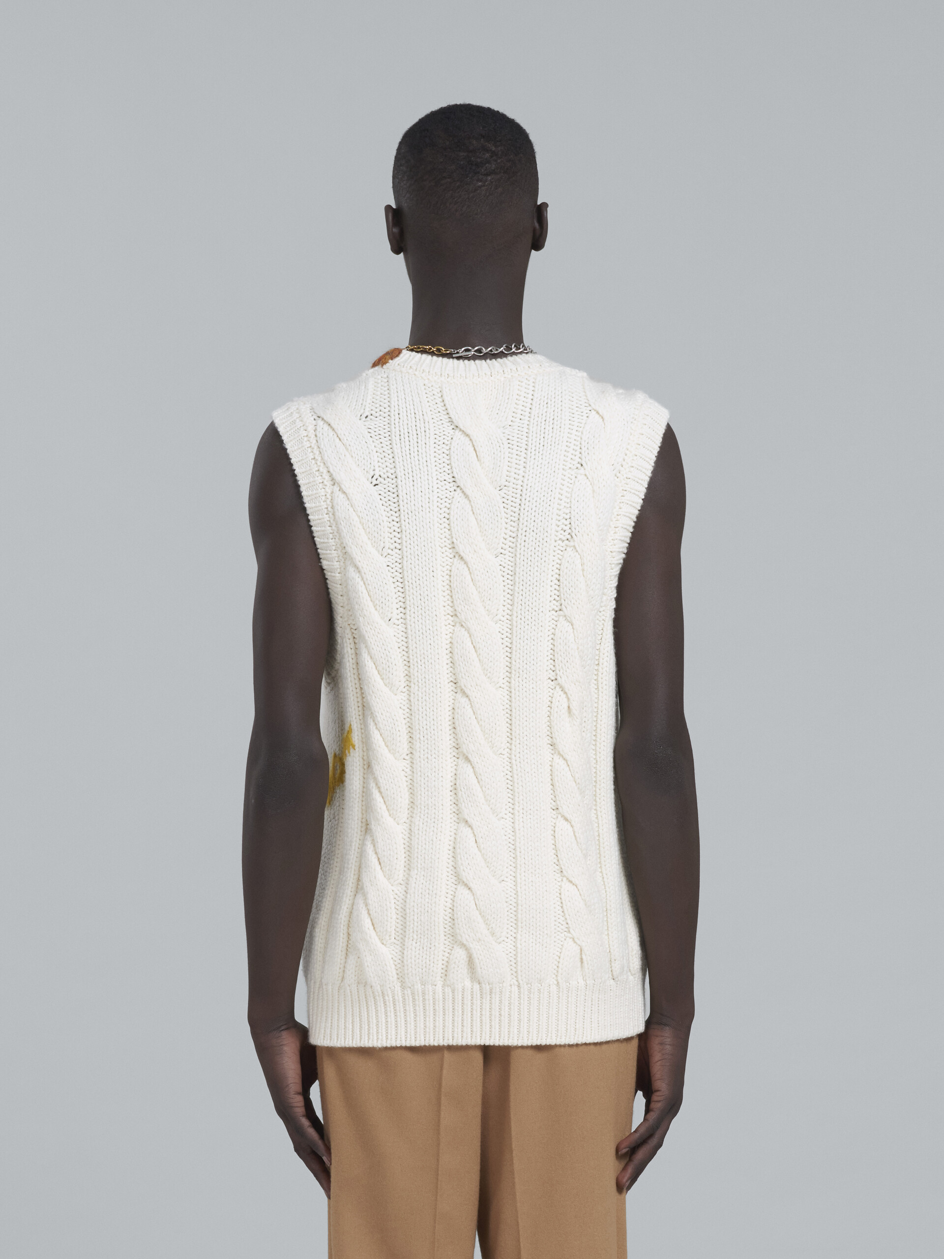 White cable-knit vest - Pullovers - Image 3