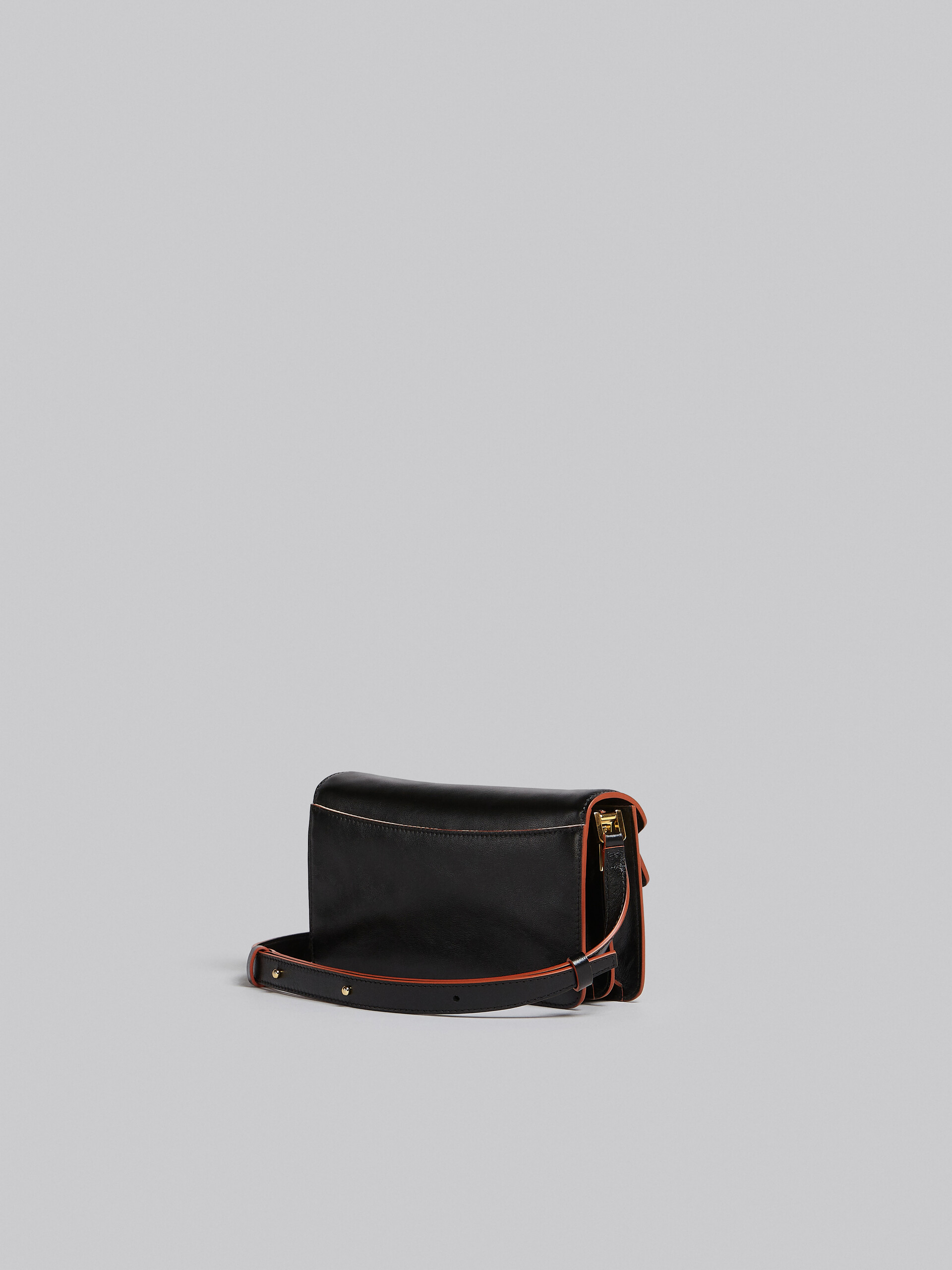 Trunk Soft Bag E/W in black leather - Shoulder Bags - Image 3