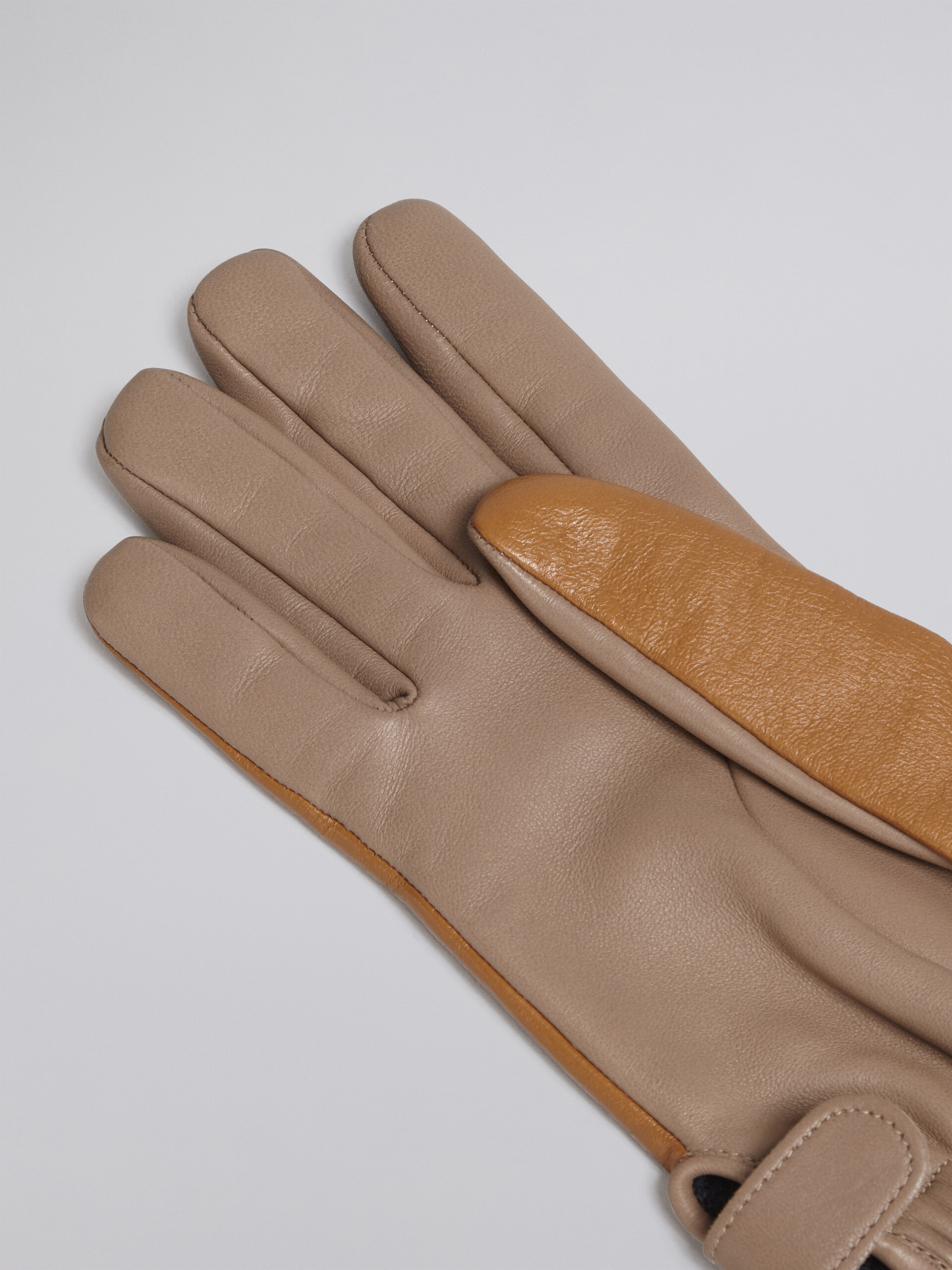 Soft shiny nappa leather gloves - Gloves - Image 2