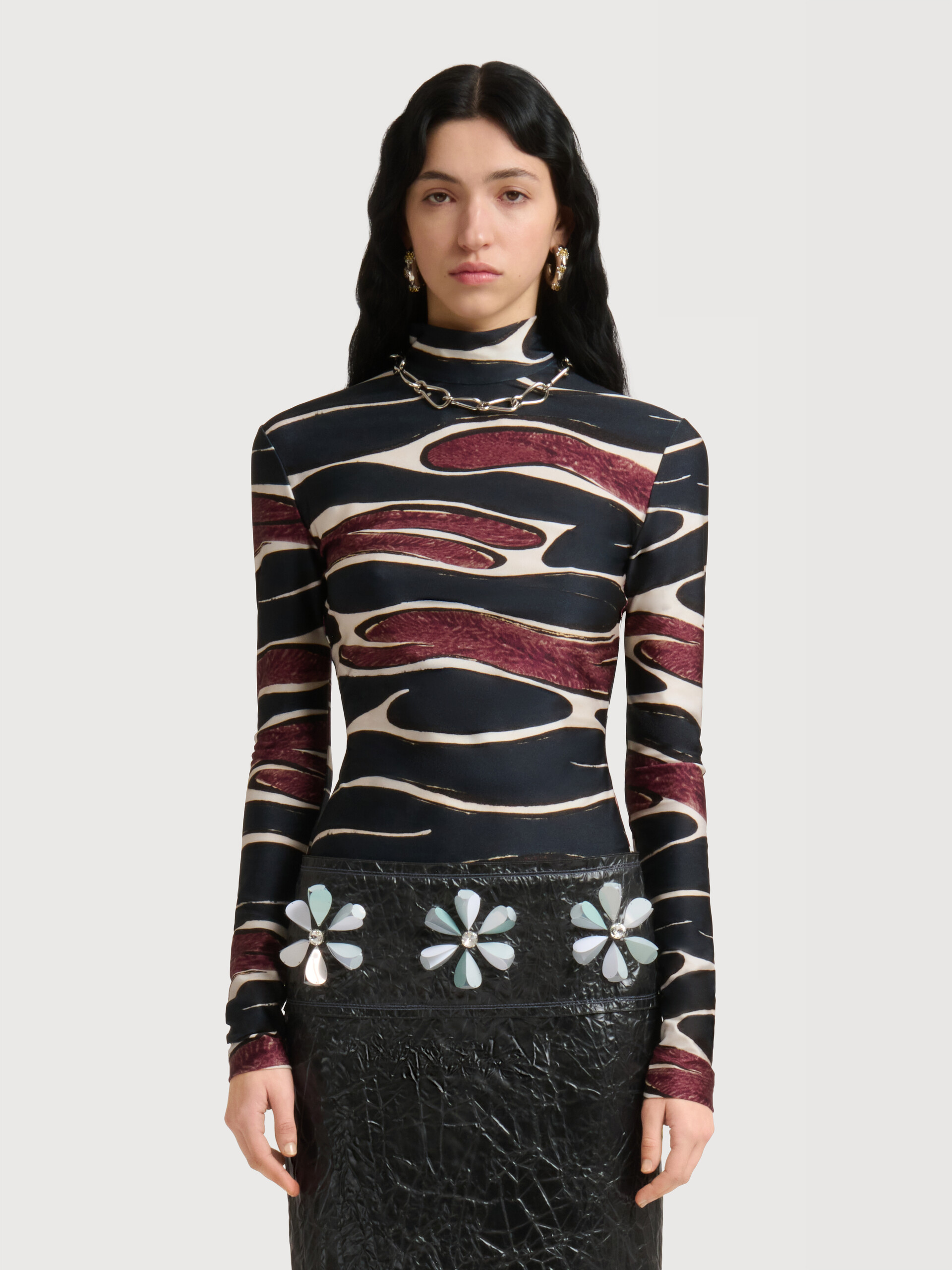 Black lycra top with Crimson Flow print - T-shirts - Image 2