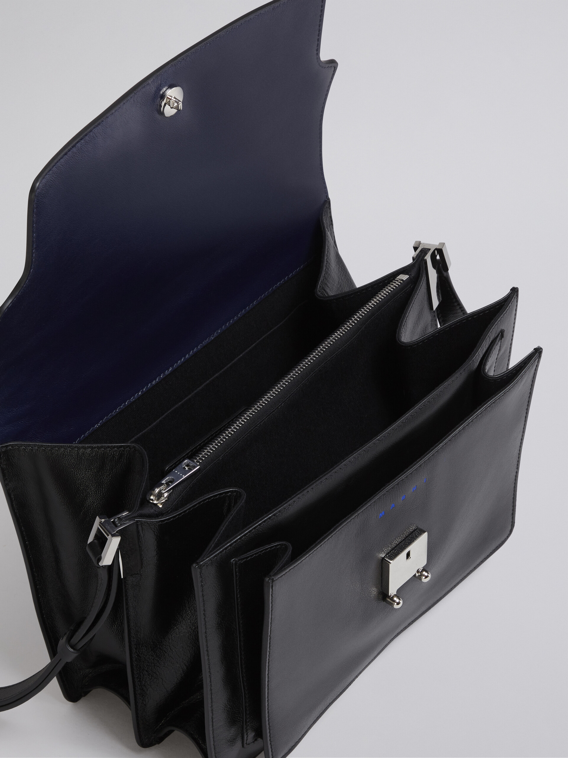 TRUNK SOFT large bag in blue and black leather - Shoulder Bag - Image 4