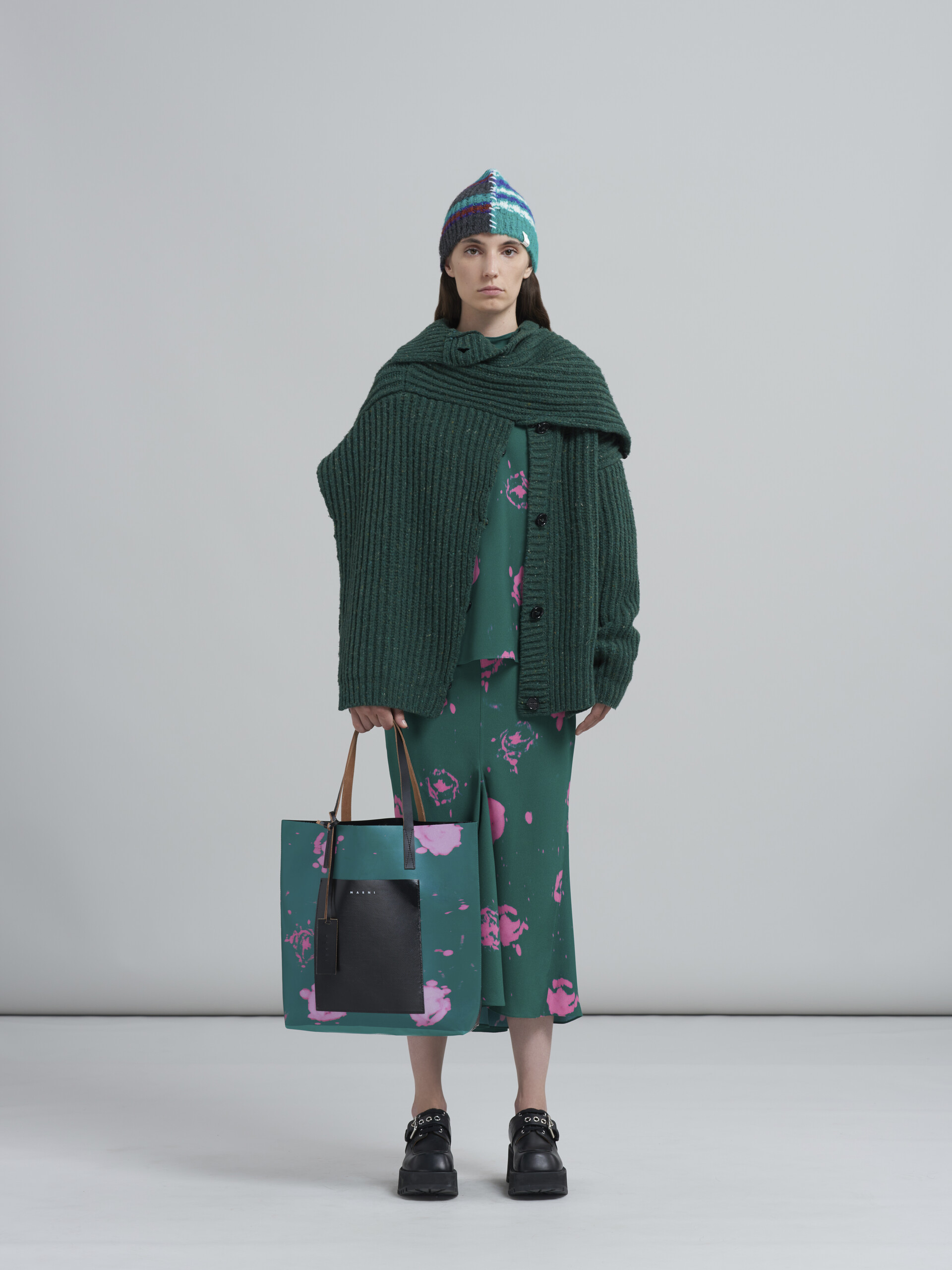 Green Faded Roses print PVC bag - Shopping Bags - Image 2