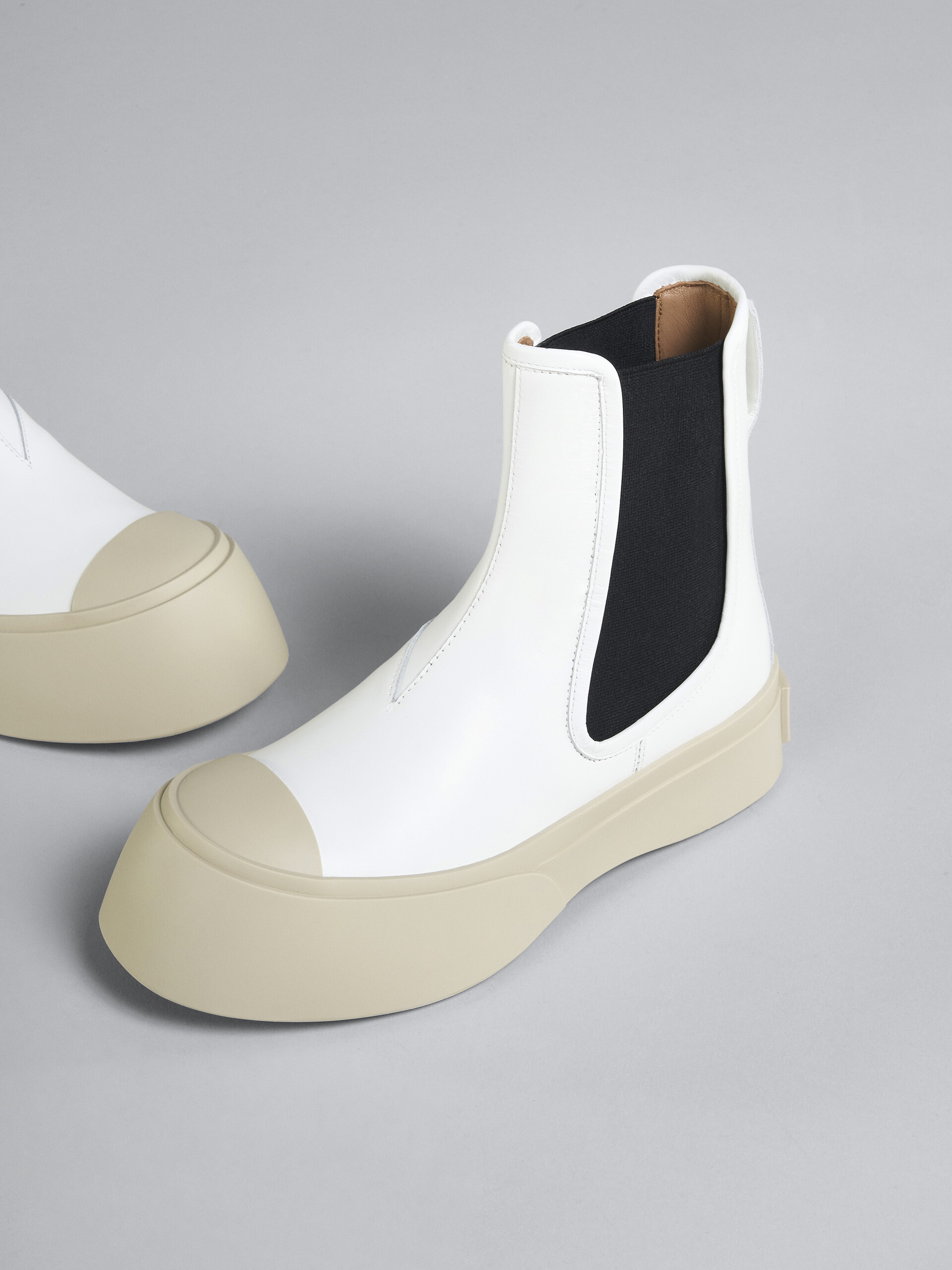 White leather Pablo Chelsea boot - Boots - Image 4