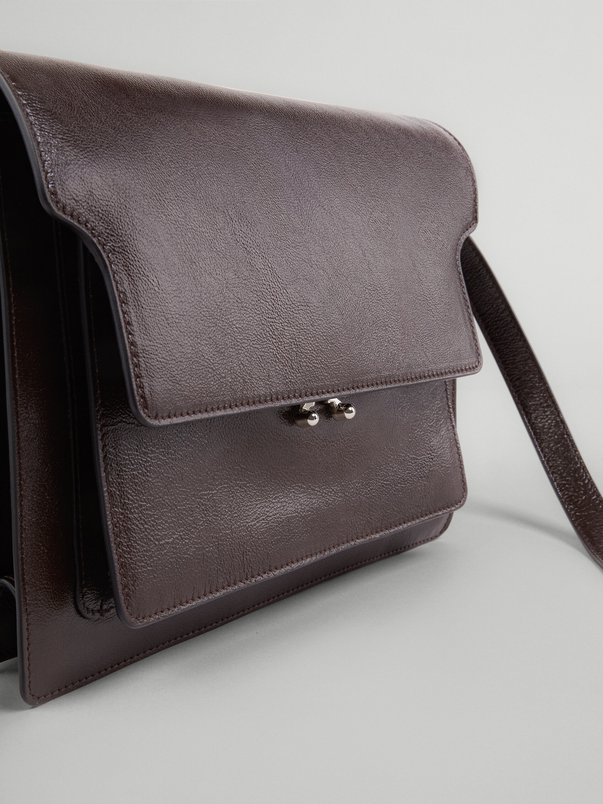 TRUNK SOFT large bag in brown leather - Shoulder Bags - Image 3