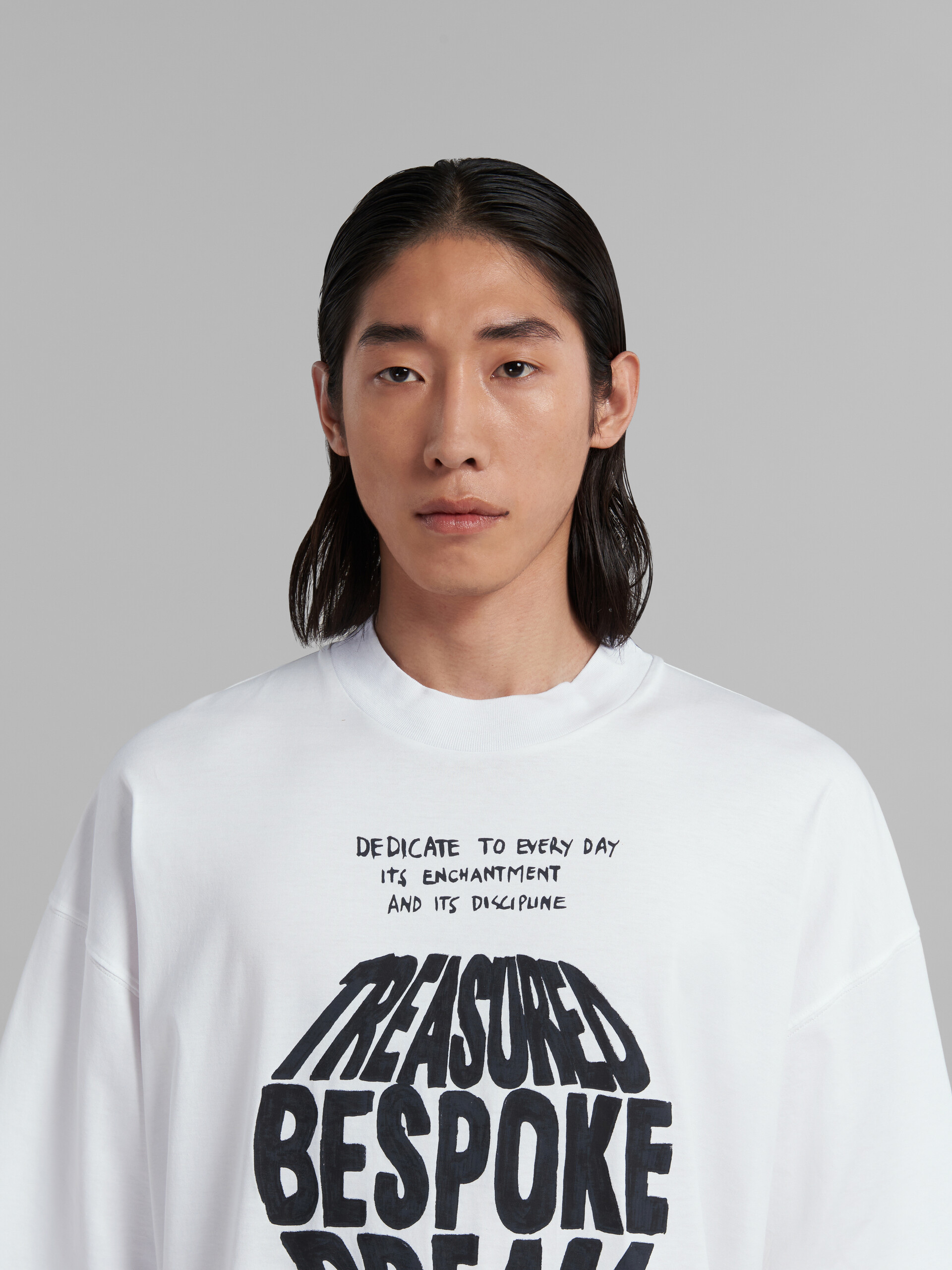 White bio cotton T-shirt with maxi slogan print - T-shirts - Image 4
