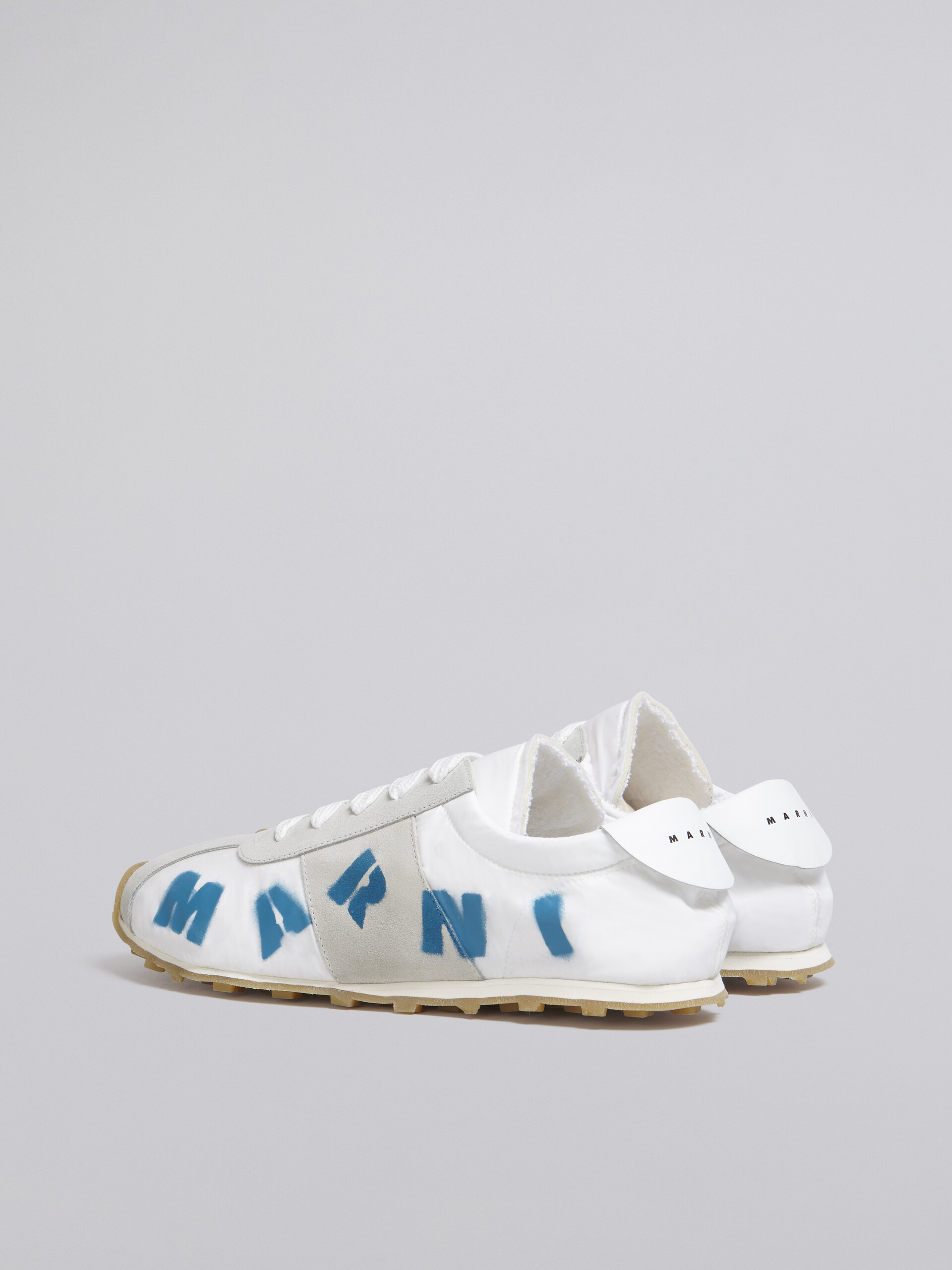 Sneaker in poliammide bianco con logo Marni aerografato - Sneakers - Image 3