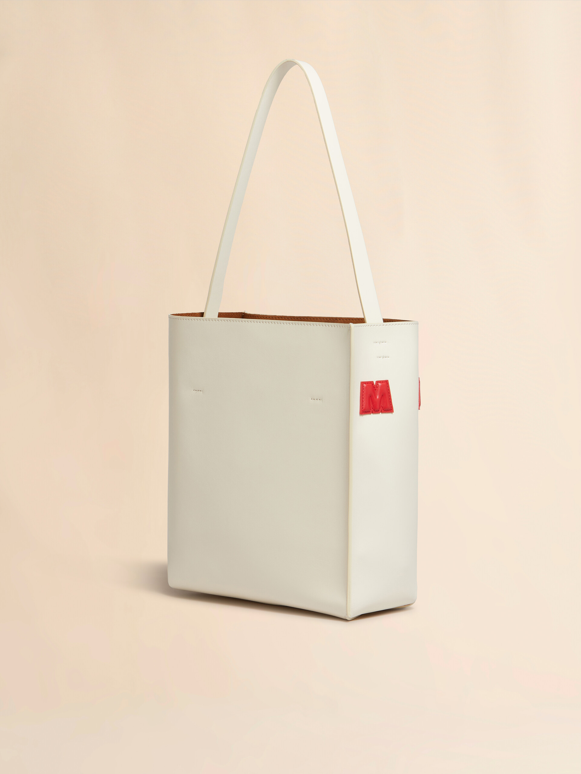 Small white leather Museo hobo bag with patches - Shopping Bags - Image 3