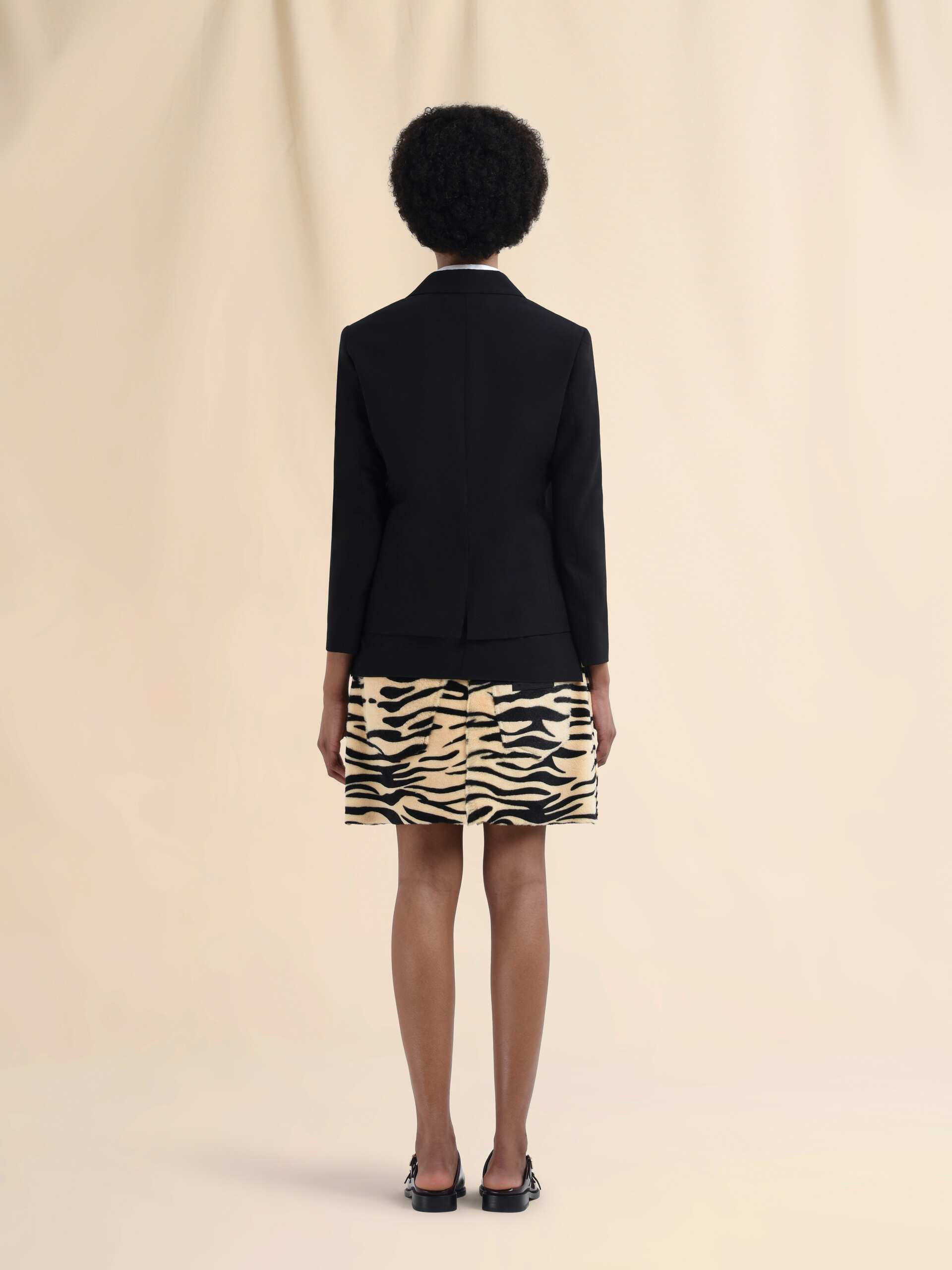 Veste noire en laine mélangée - Manteaux - Image 3