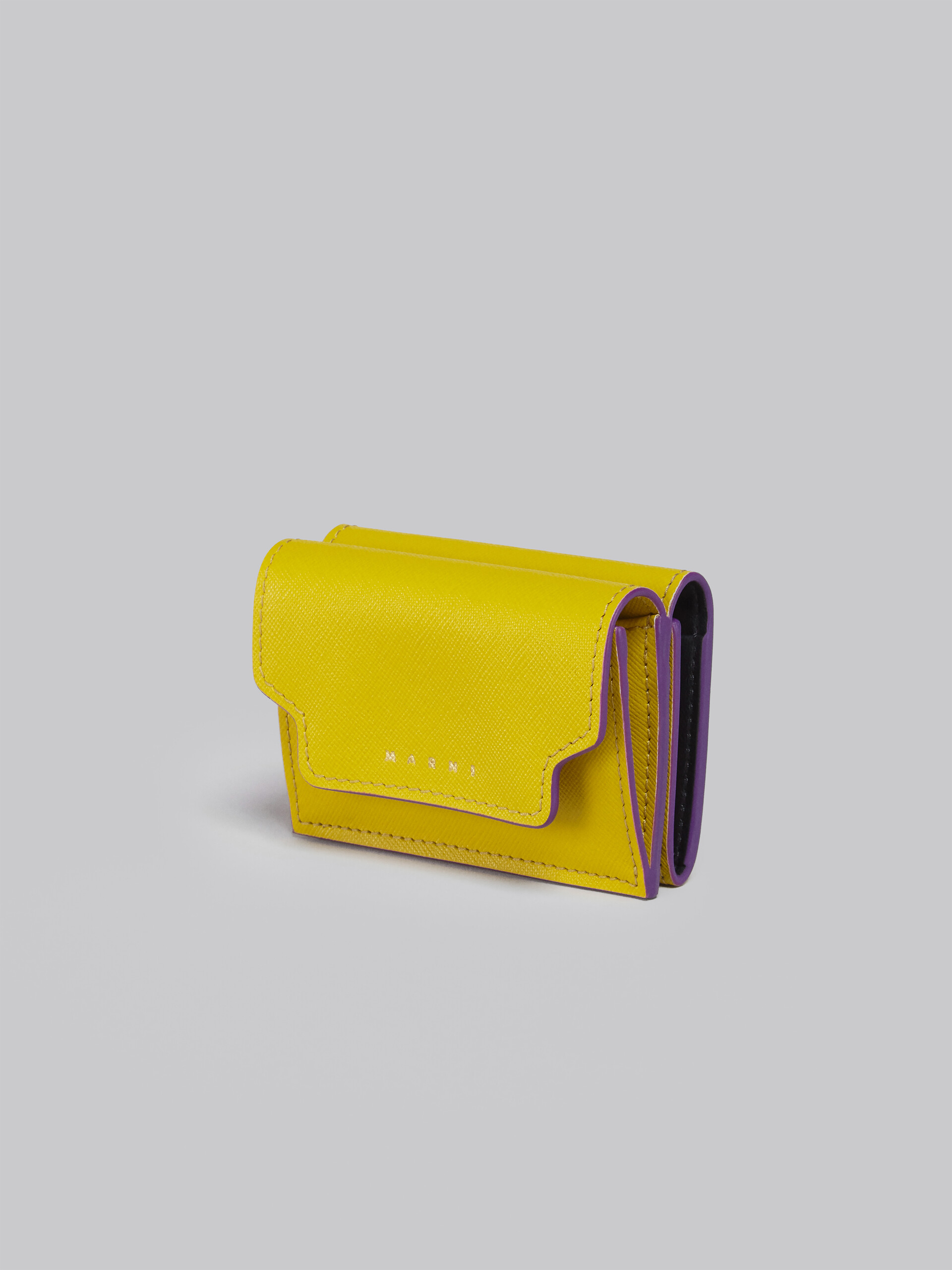 Gelbe, dreifach gefaltete Brieftasche aus Saffianleder - Brieftaschen - Image 4