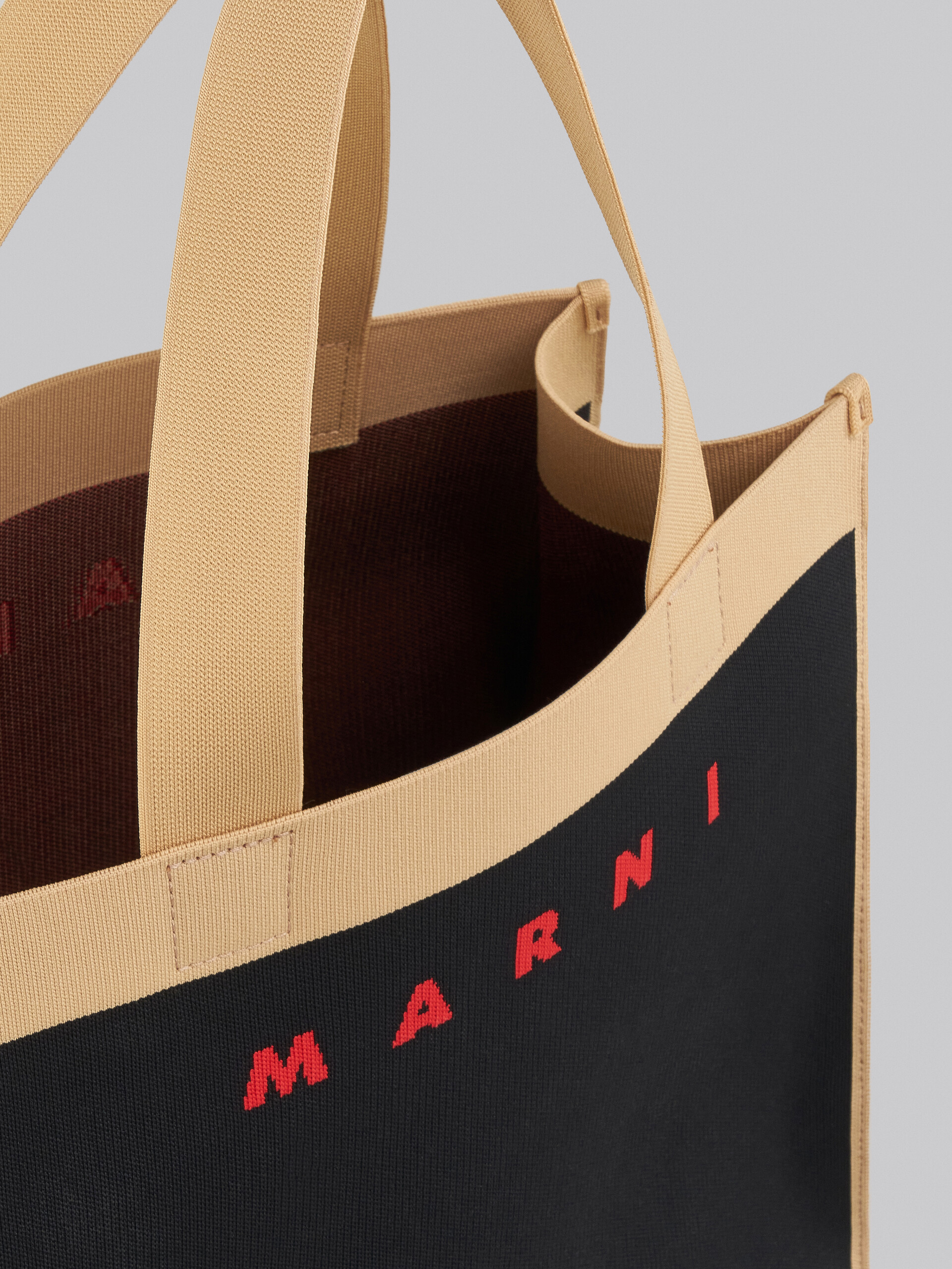 ブラック、ベージュ ジャカード製 スモールショッピングバッグ | Marni