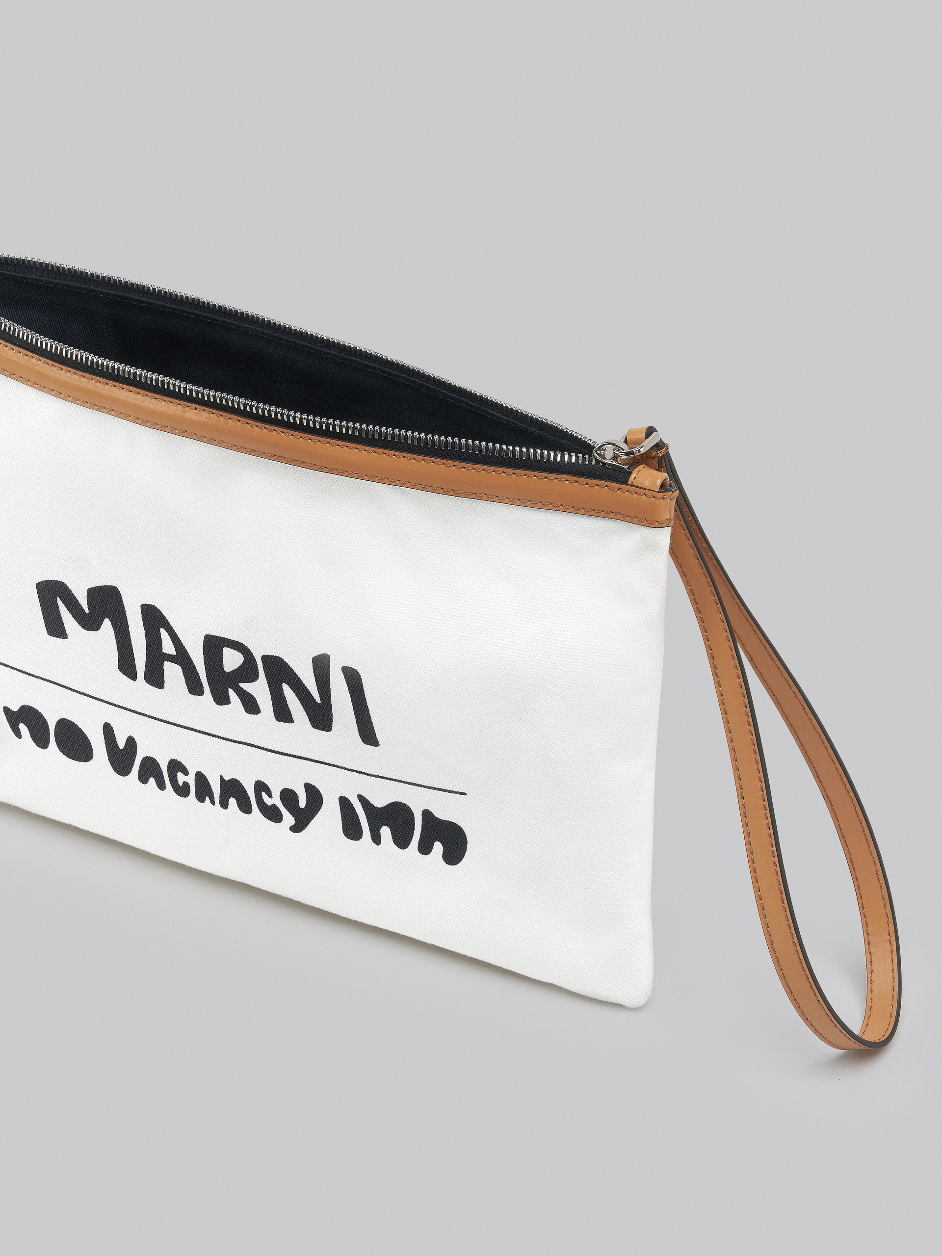 Marni x No Vacancy Inn - Bey Pouch in white canvas with beige trims - Pochette - Image 4