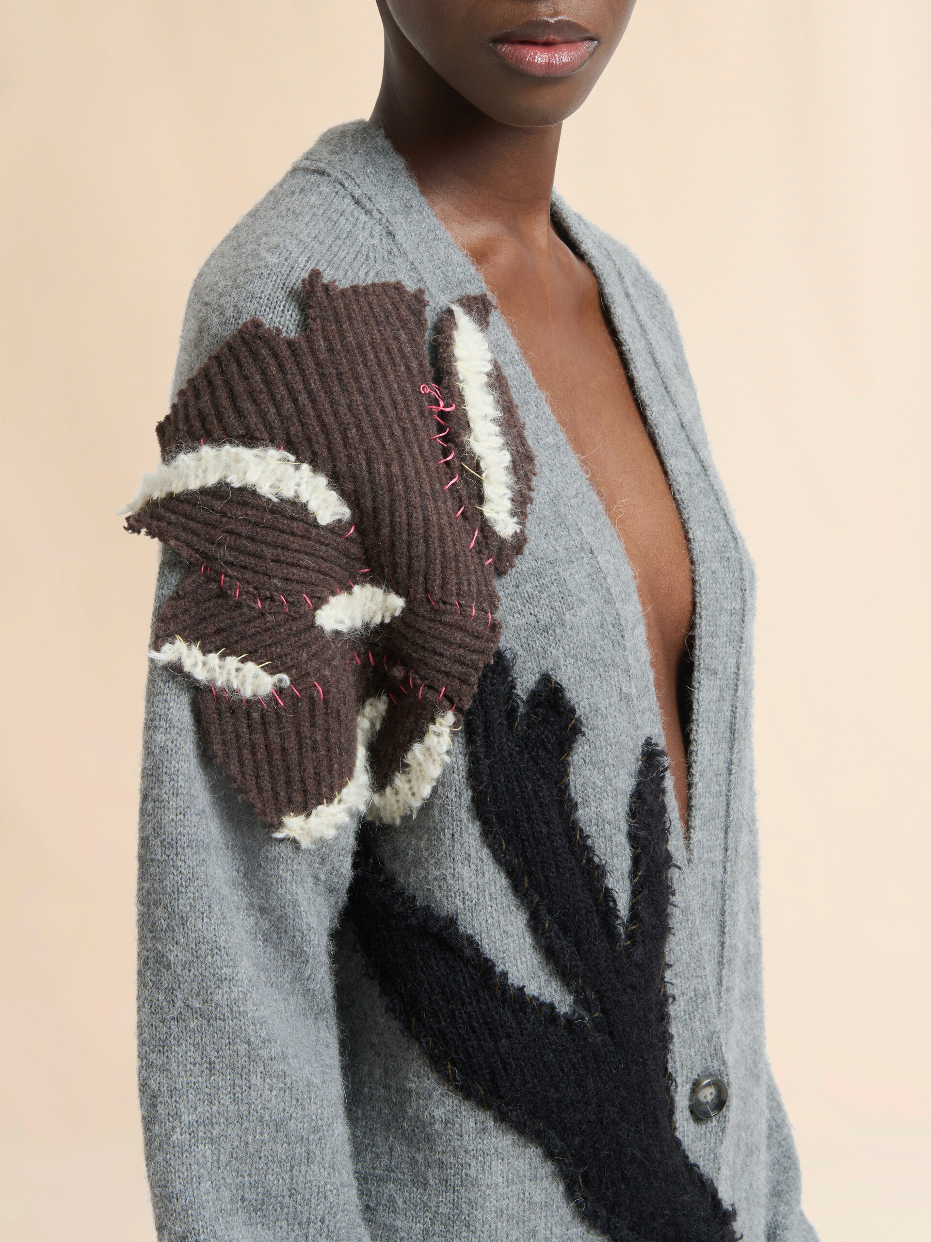 Grey Alpaca wool cardigan with flower patch - Pullovers - Image 4