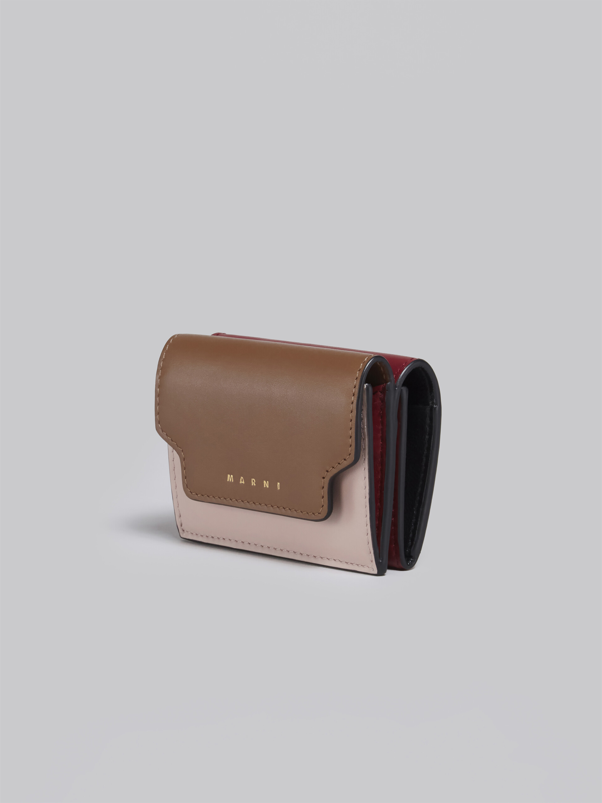 Portafoglio tri-fold in pelle marrone rosa e bordeaux - Portafogli - Image 4