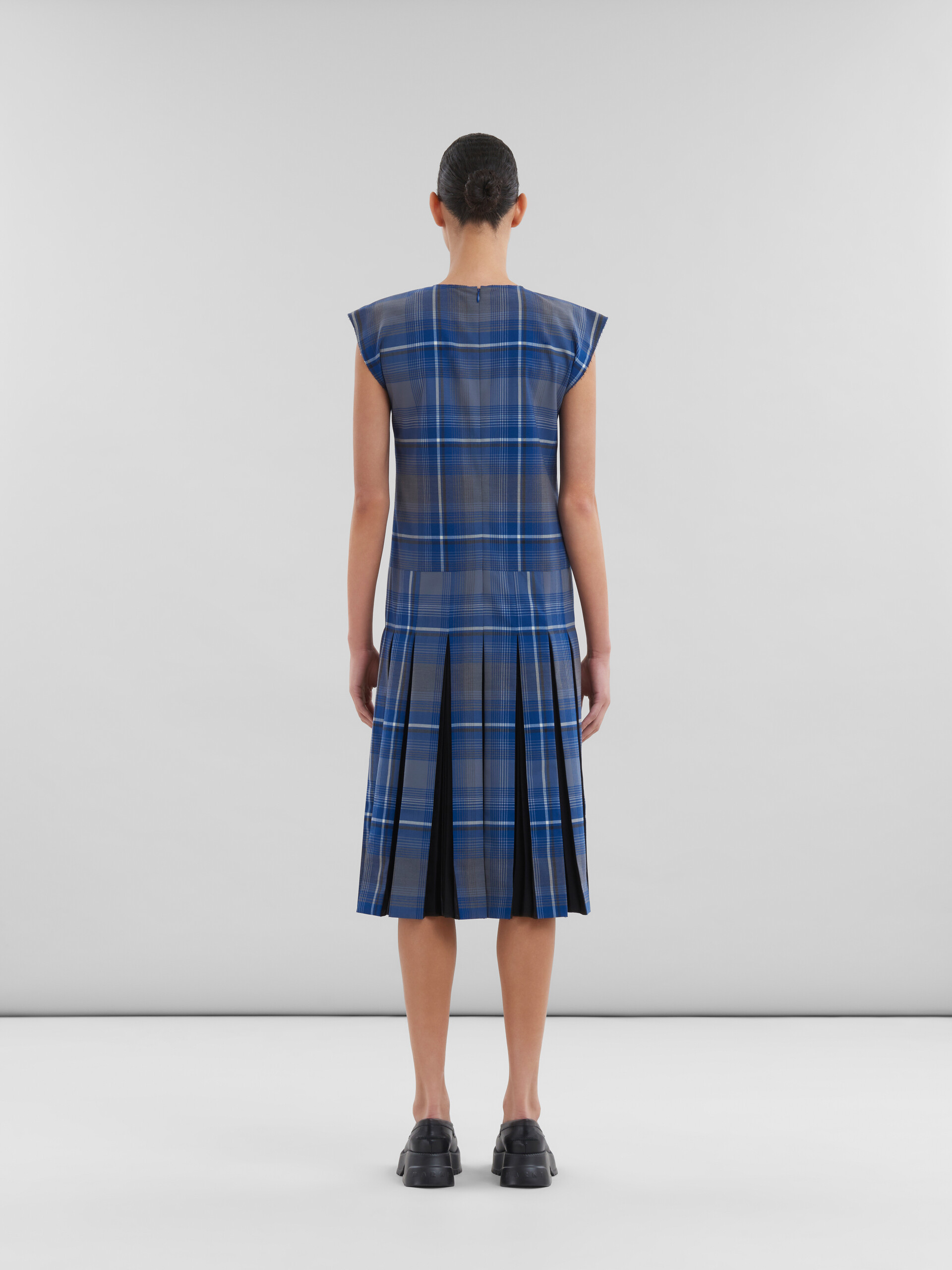 ブルー チェック ウール混紡製ドレス、コントラストプリーツ | Marni