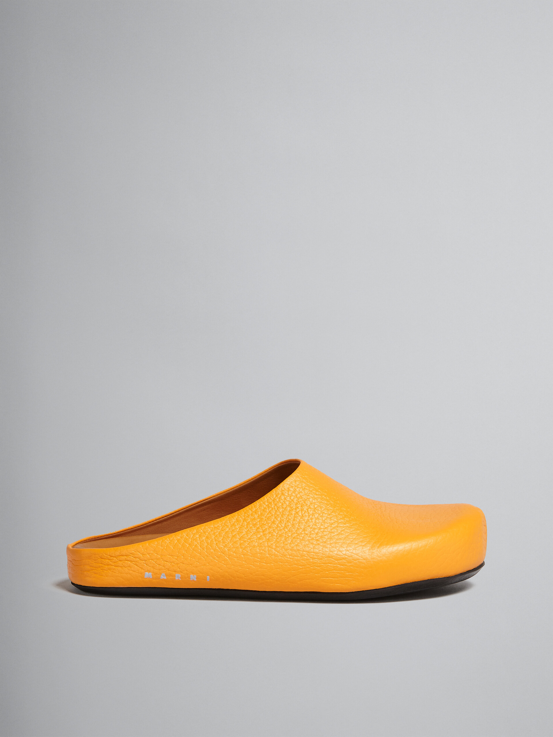 Yellow leather Fussbett sabot - Clogs - Image 1
