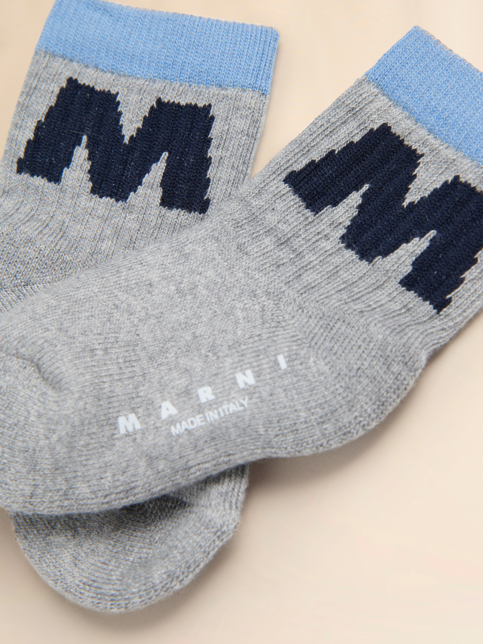 Pink cotton-nylon socks with M logo - Socks - Image 2