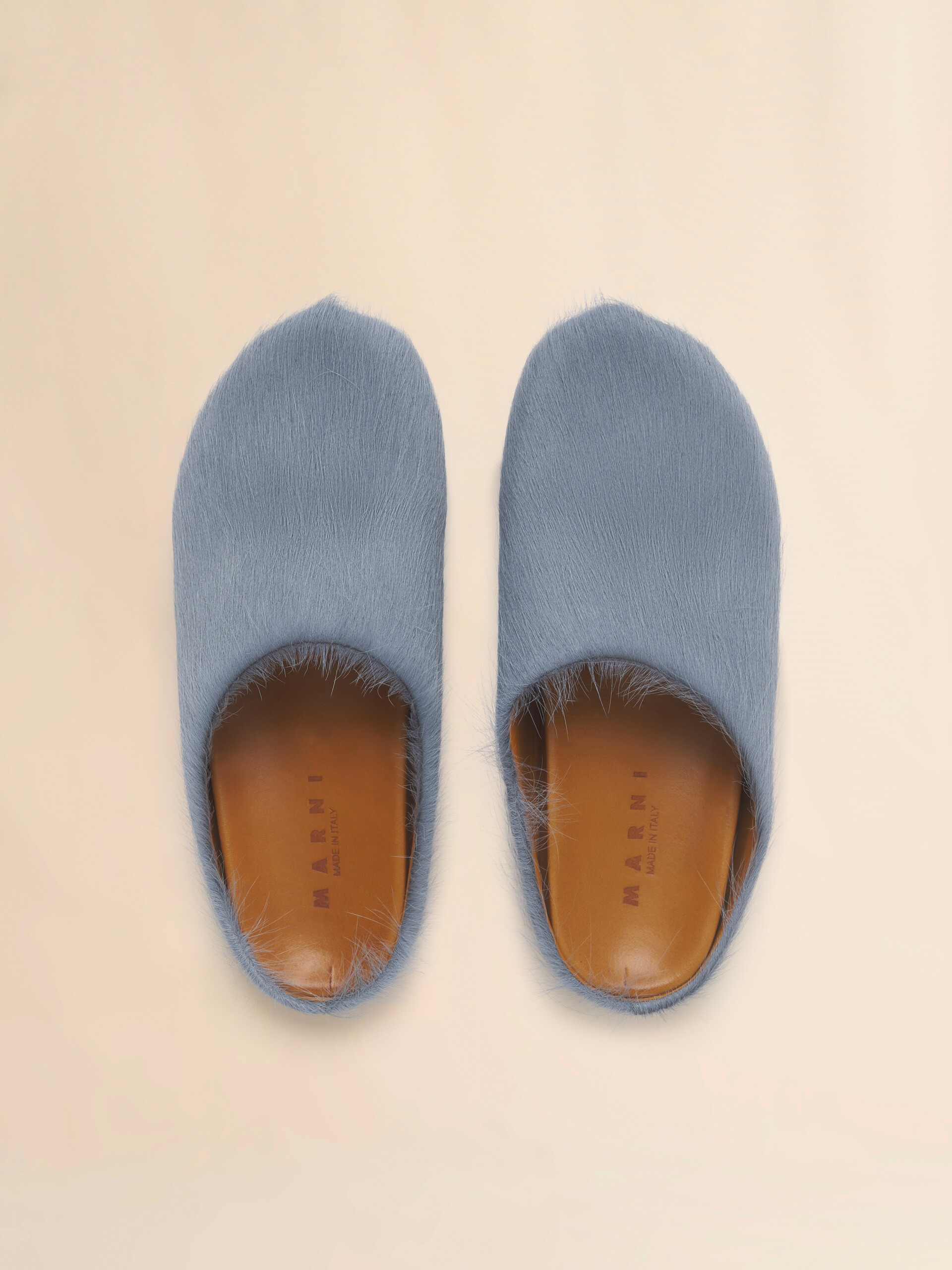 Blue long hair calfskin Fussbett sabot - Clogs - Image 4