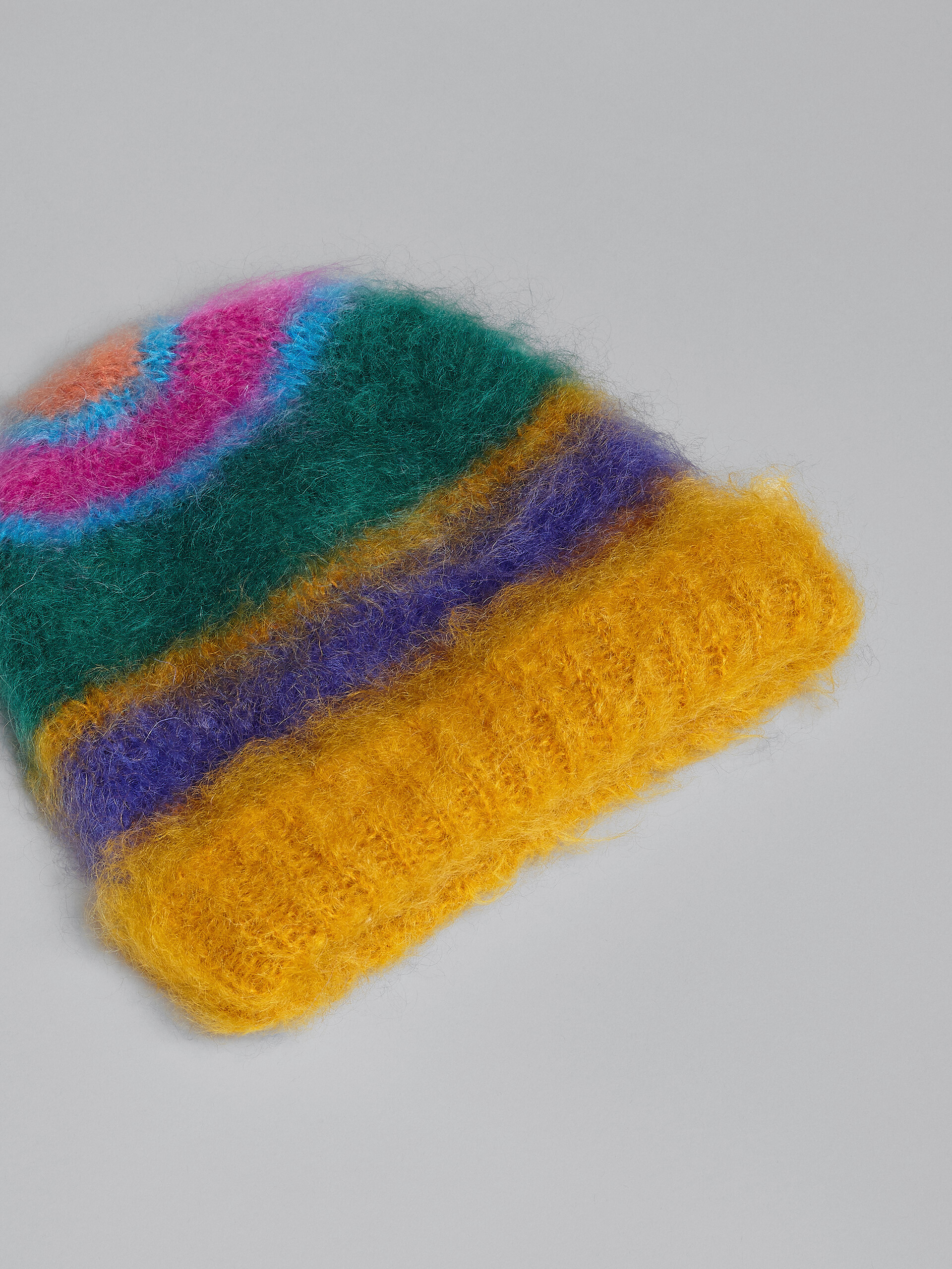 Gestreifte Mütze aus Mohair und Wolle - Hüte - Image 4