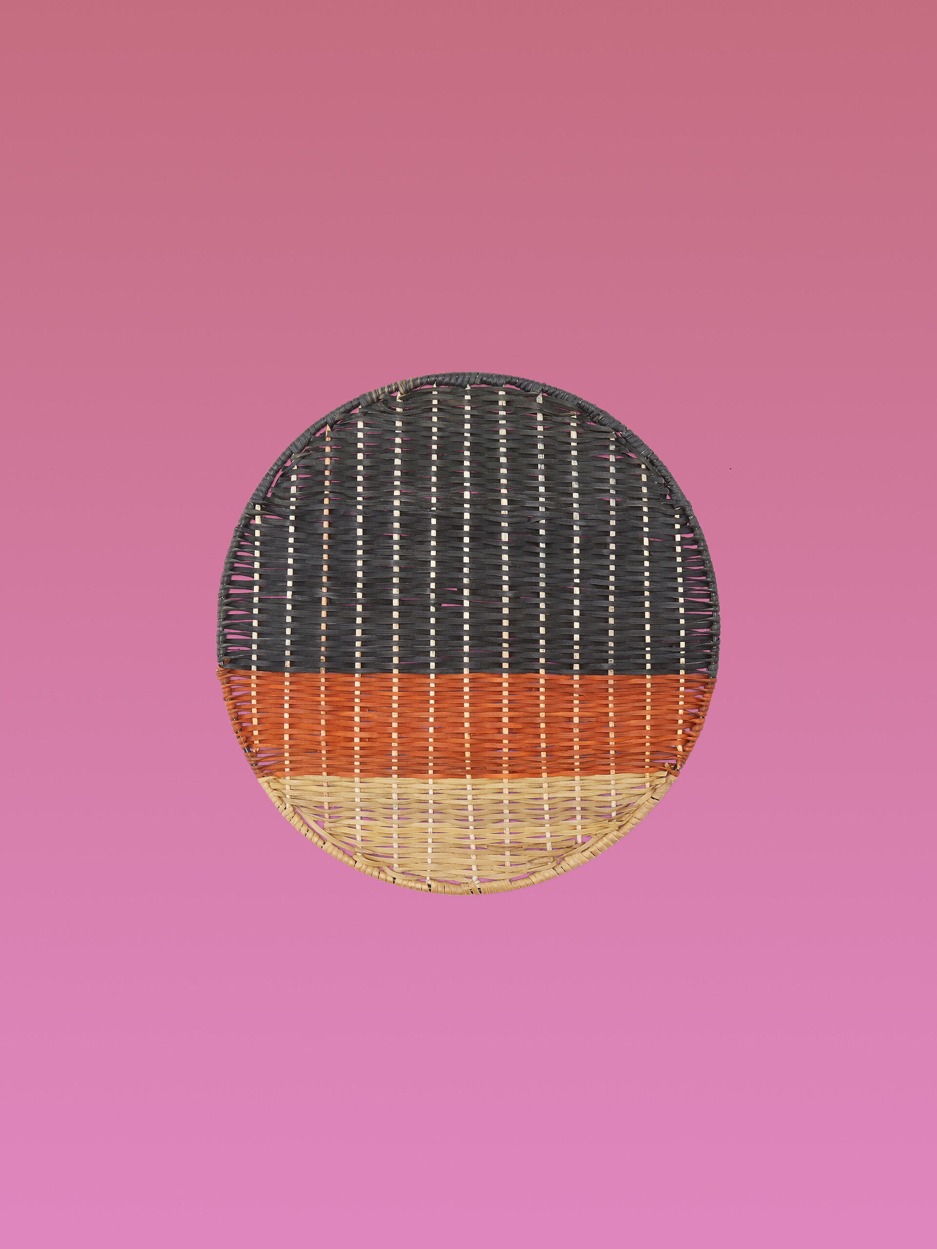 MARNI MARKET round placemat with colour-block motif in iron and beige, burgundy and black wicker - Home Accessories - Image 1