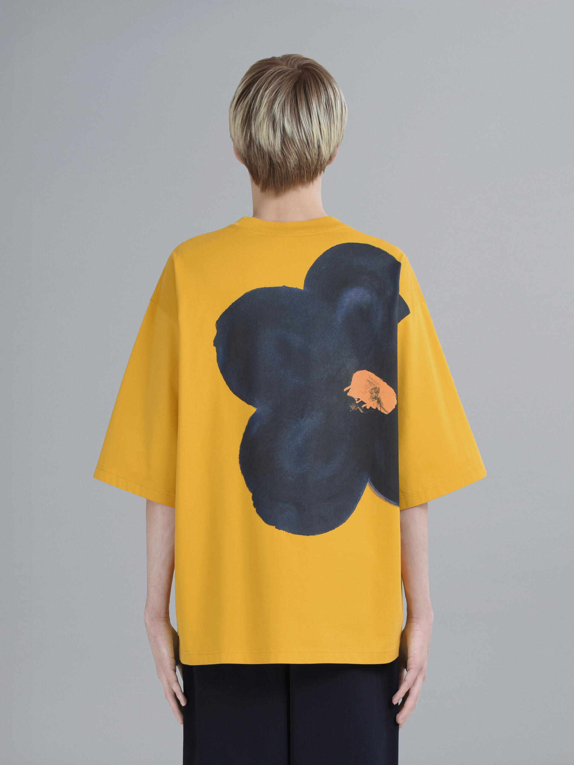Black Daisy print yellow jersey crewneck T-shirt - T-shirts - Image 3