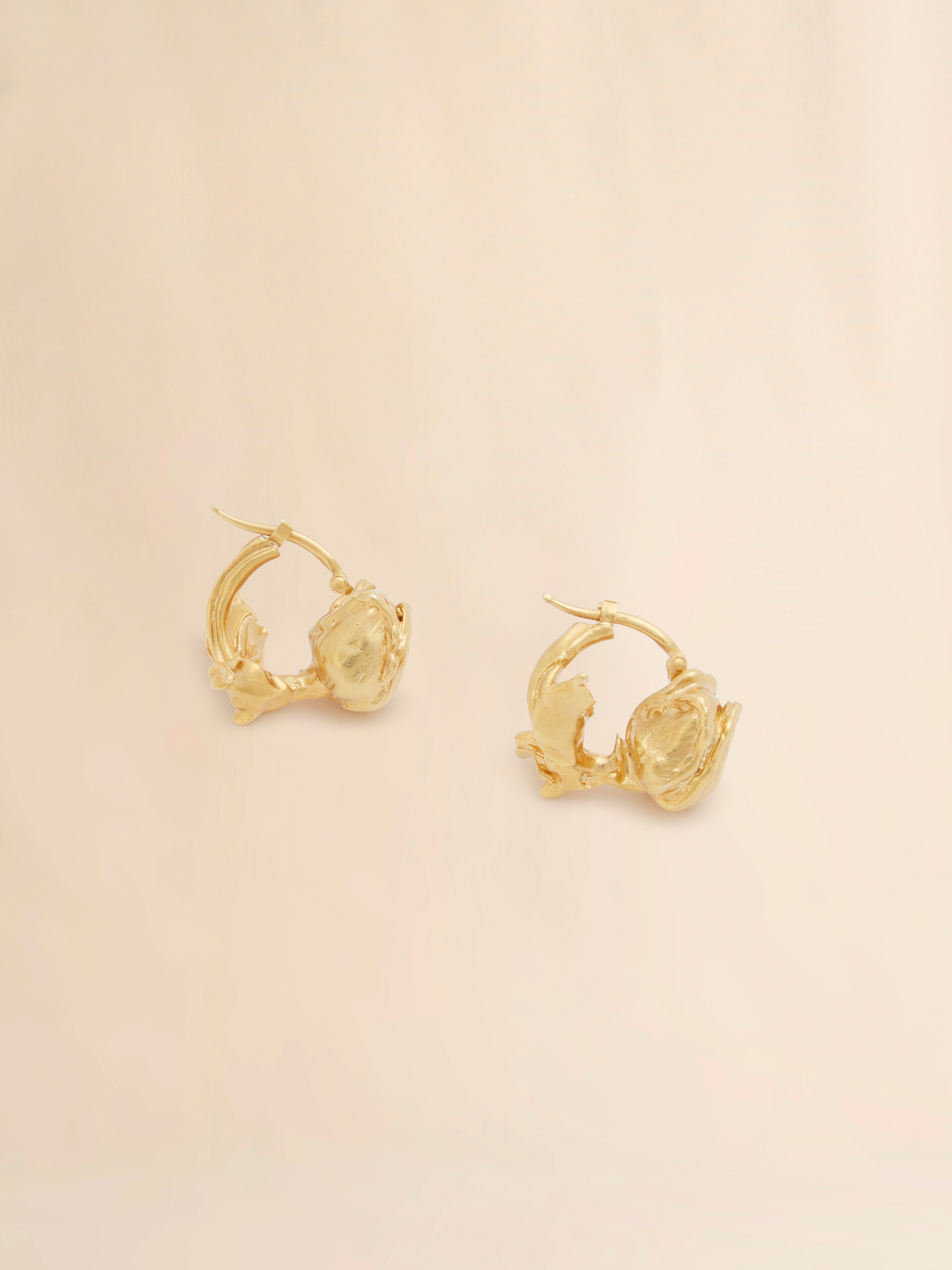 Gold Tulip earrings - Earrings - Image 4
