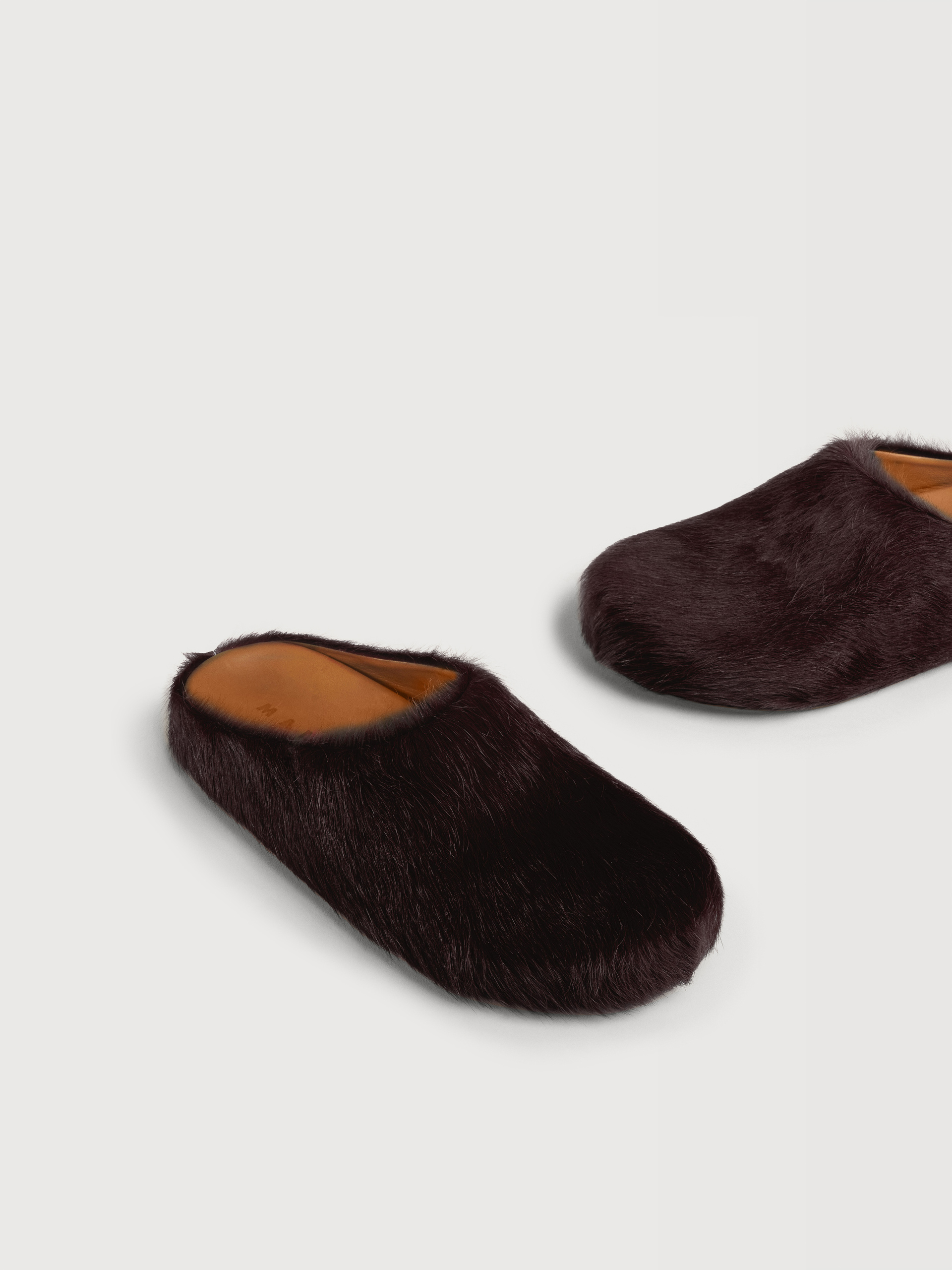 Brown long haircalfskin Fussbett sabot | Marni