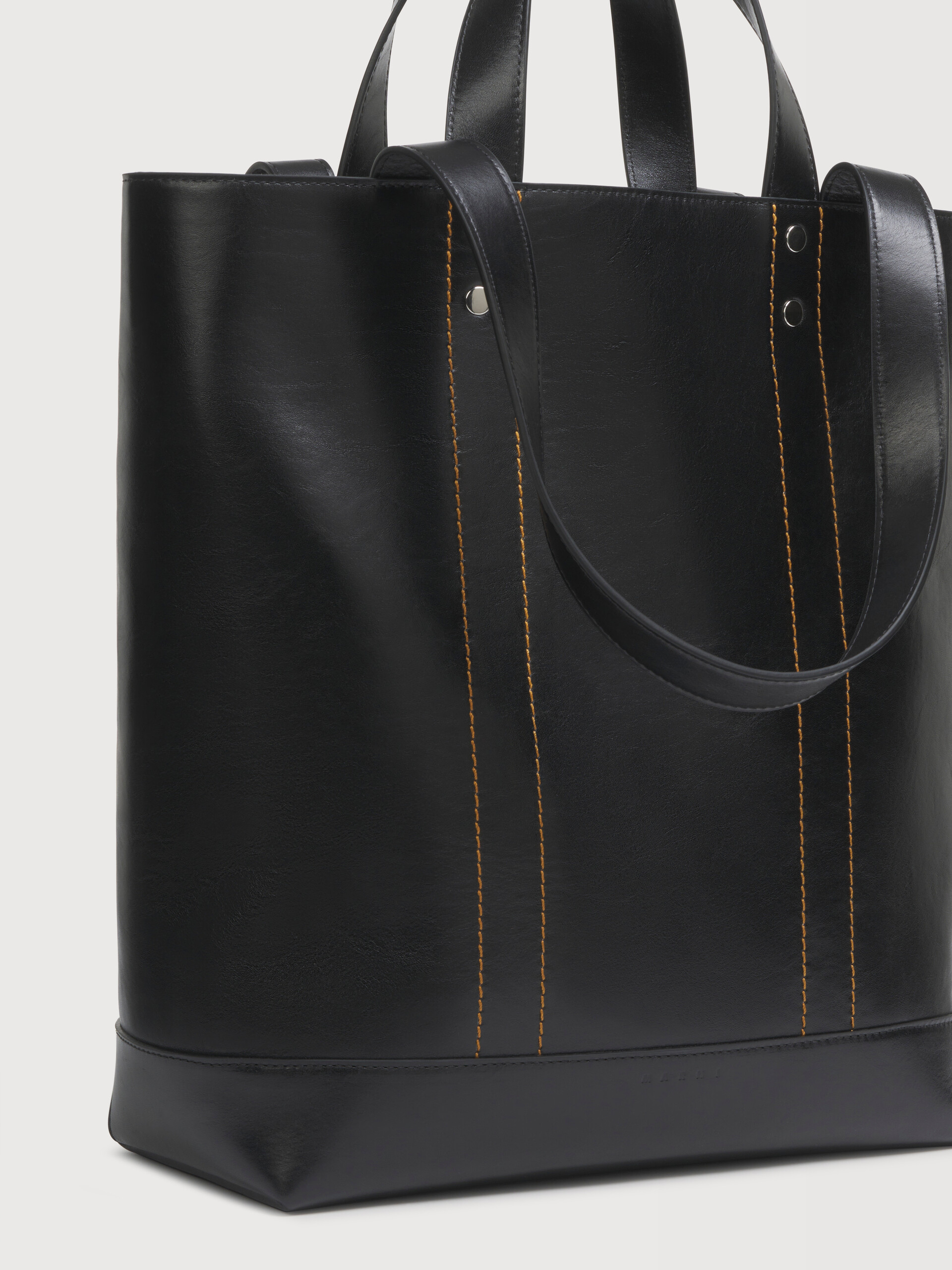 Black leather N/S tote bag - Shopping Bags - Image 5