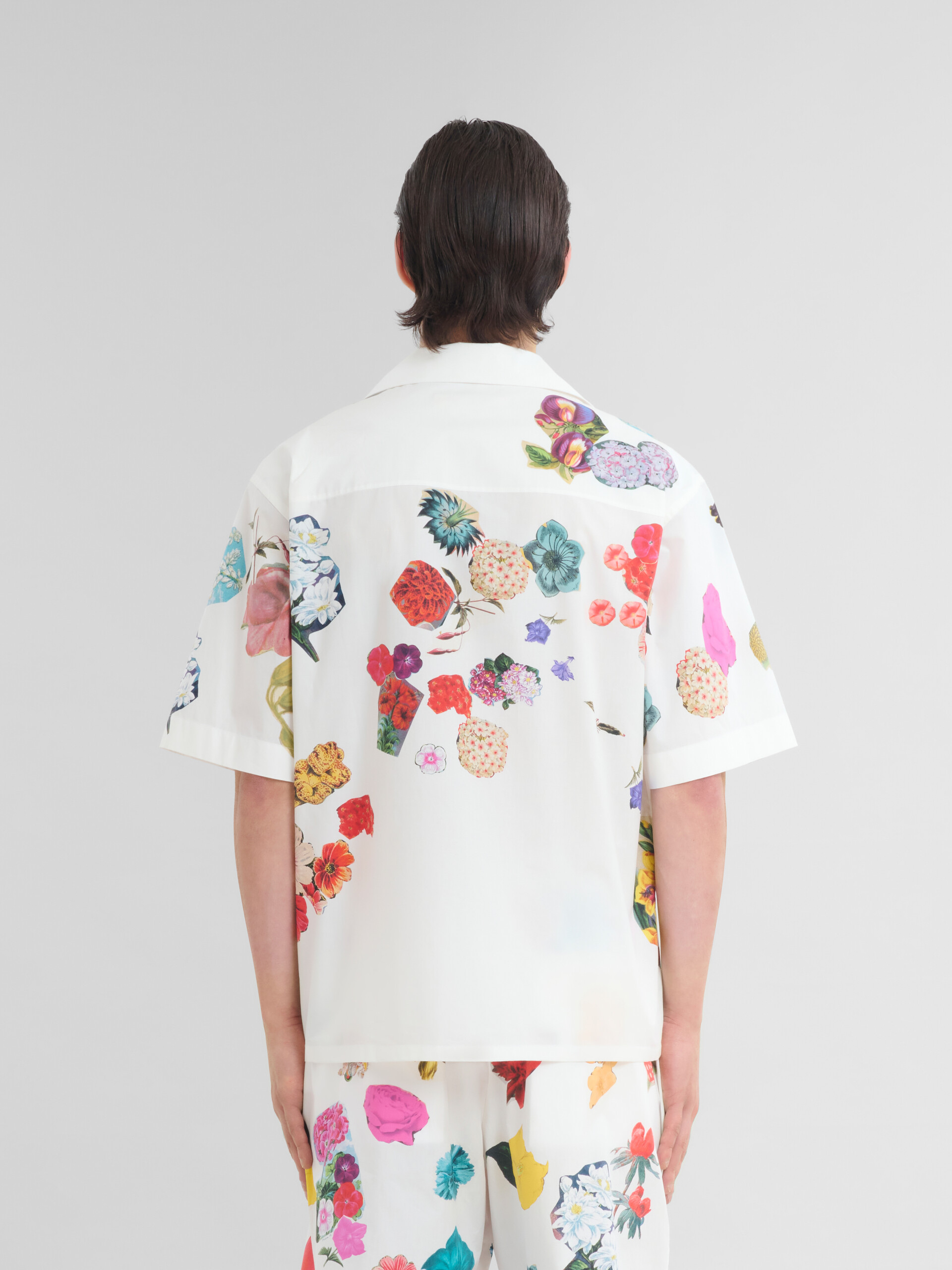 White poplin bowling shirt with flower prints - Shirts - Image 3