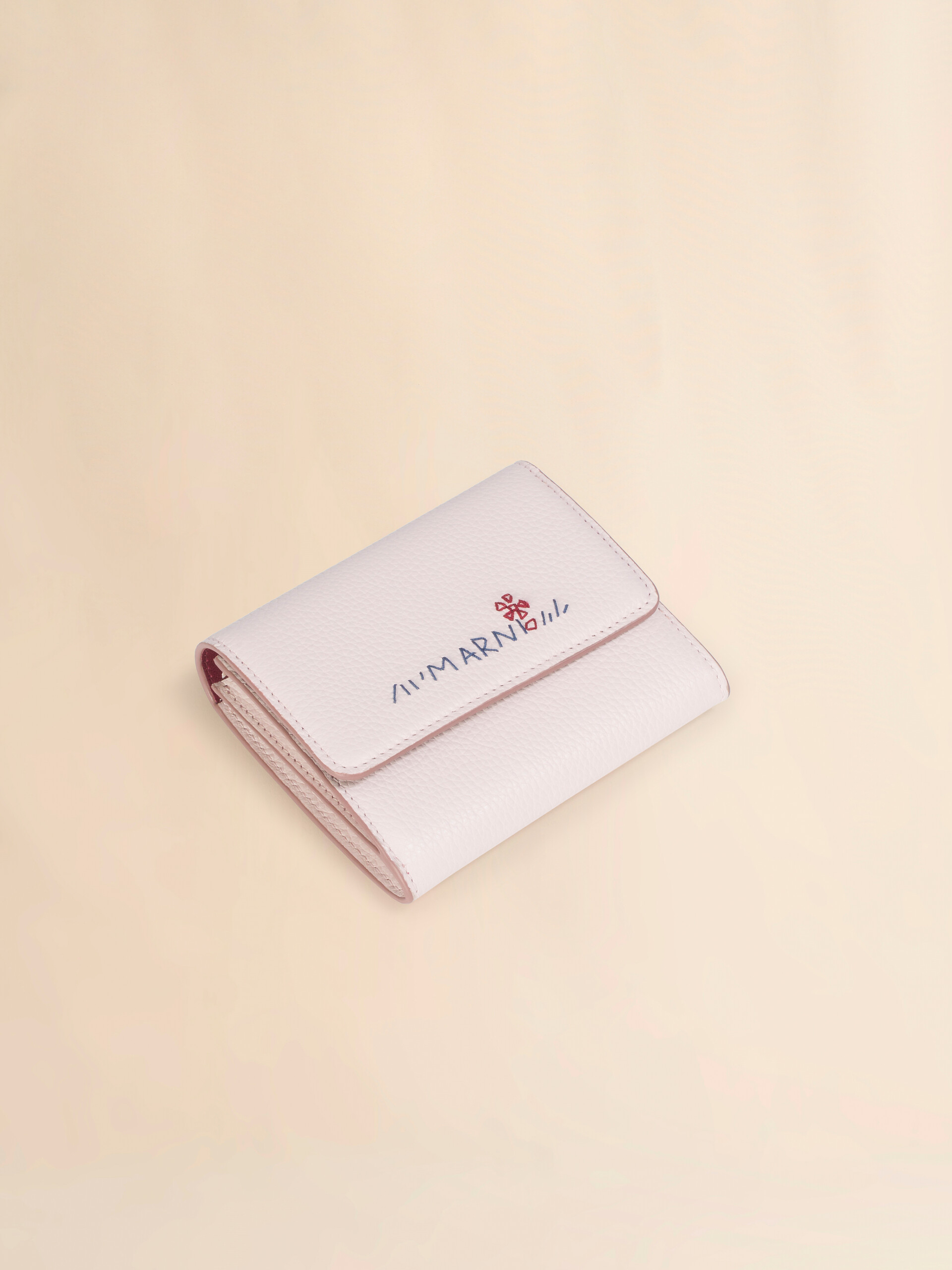 ピンク レザー製フラップカードホルダー、マルニメンディング入り - 財布 - Image 4