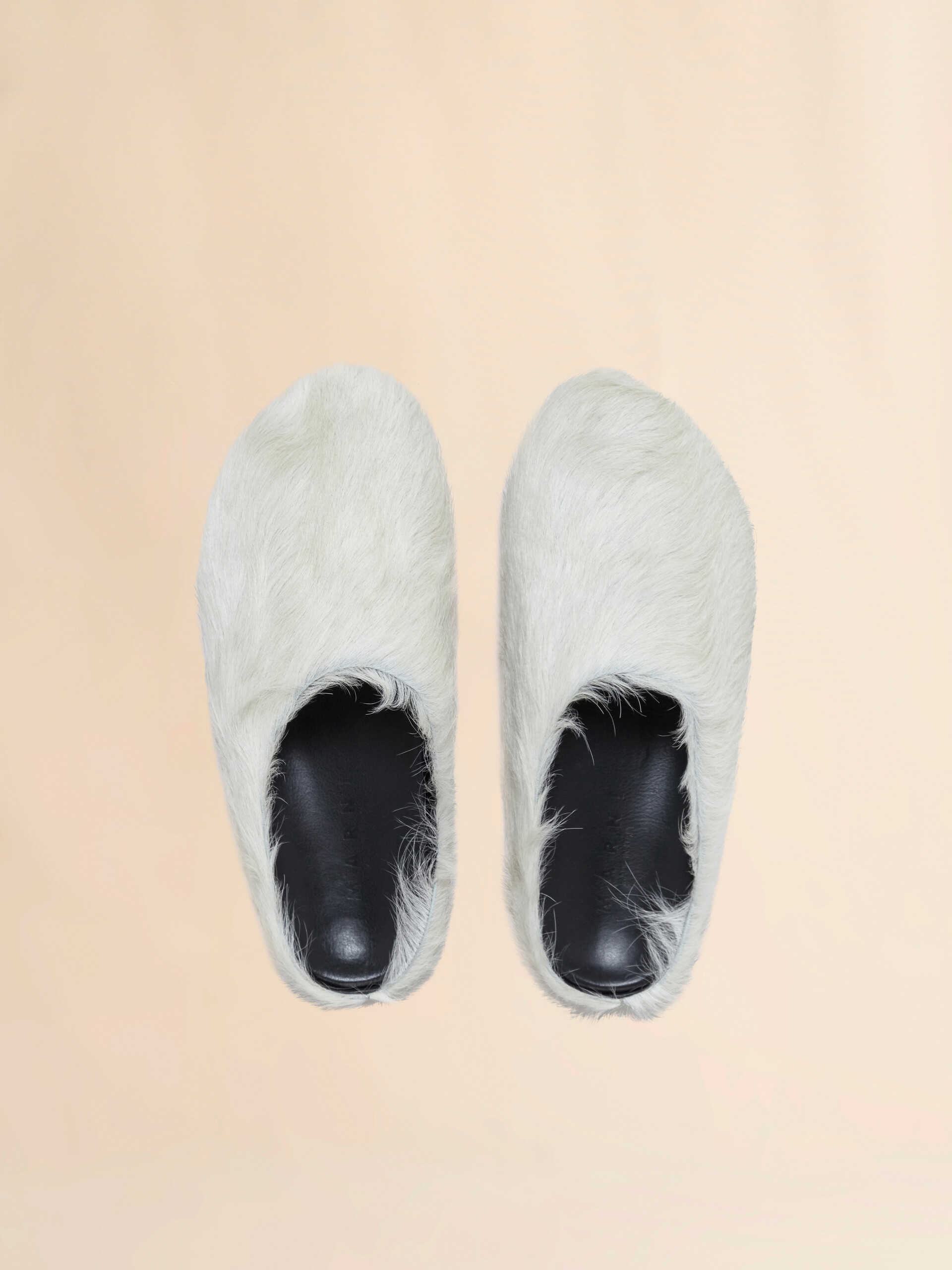 Deep blue long haircalfskin Fussbett sabot - Clogs - Image 4