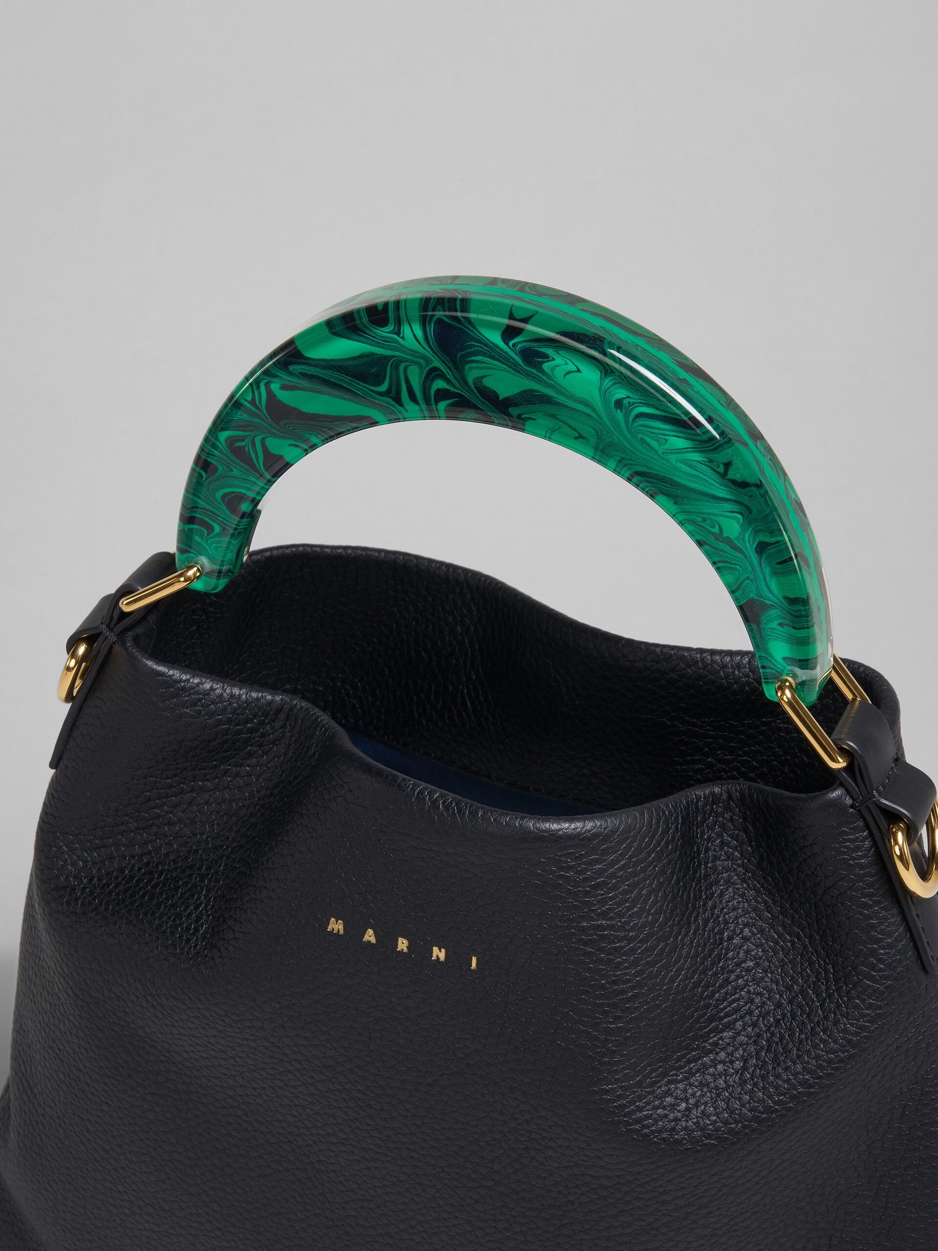 Venice Small Bag in black leather - Shoulder Bag - Image 4