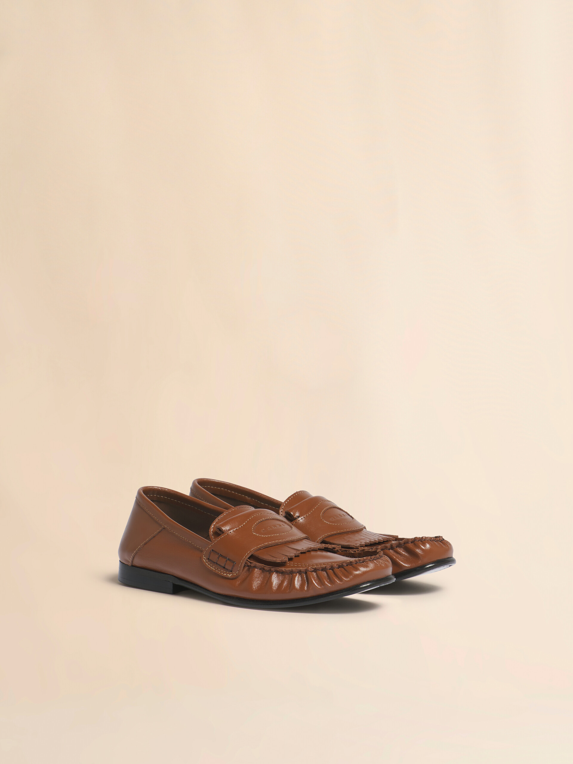 Brown leather tassel loafer with collapsible heel - Mocassin - Image 2