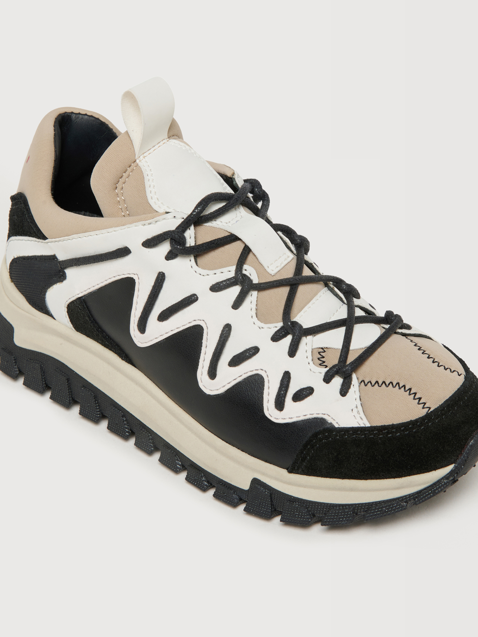 Black sneakers in leather and technical fabric - Sneakers - Image 4