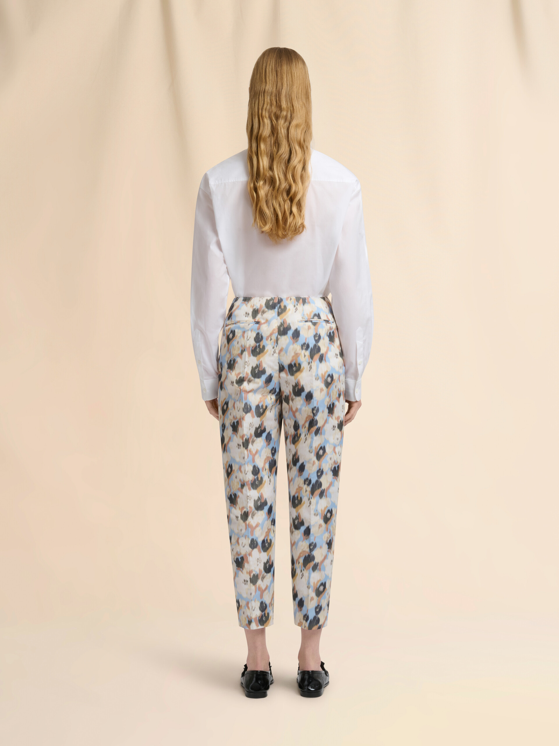 Light blue duchesse trousers with Secret Bouquet print - Pants - Image 3