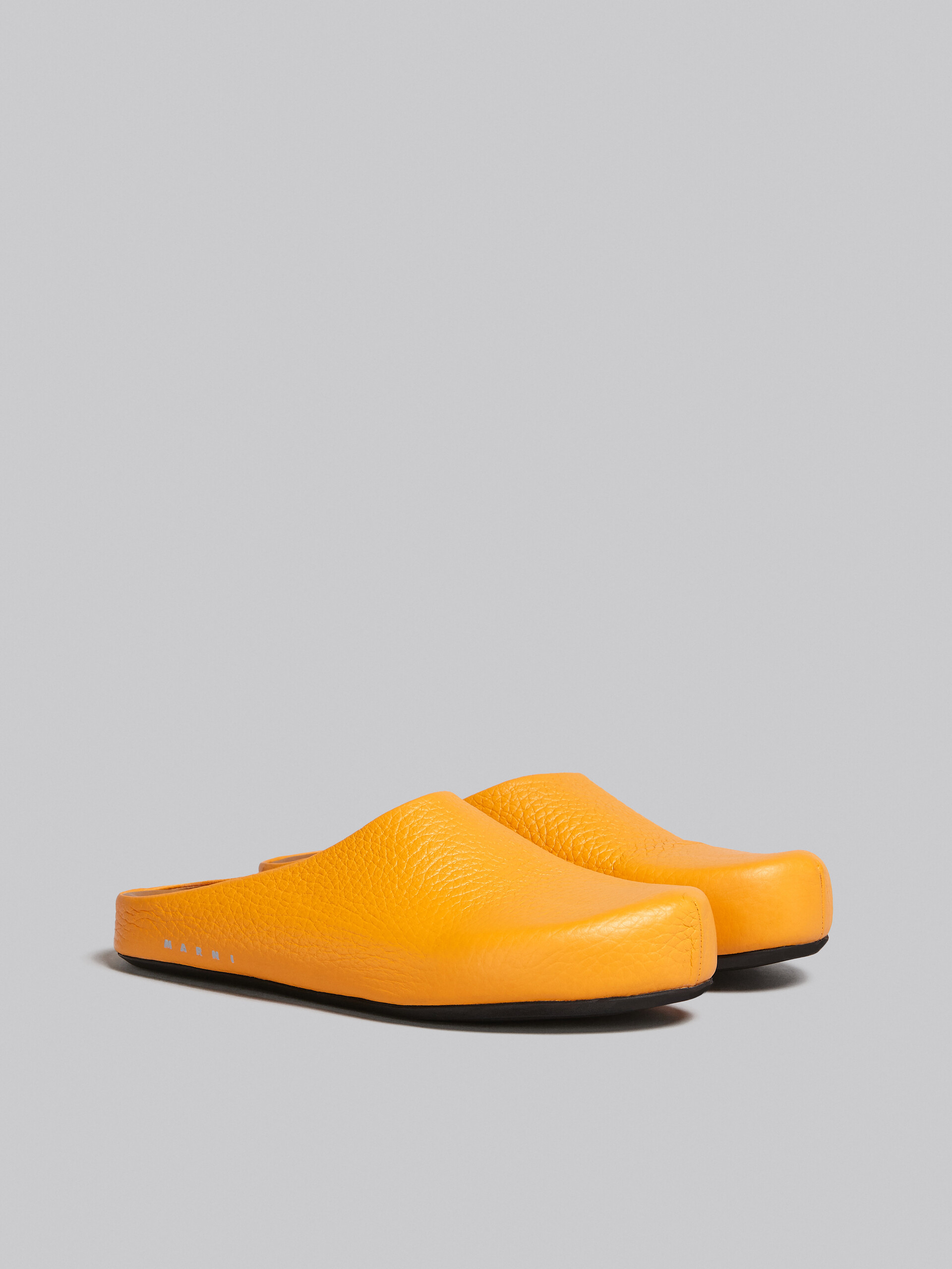 Yellow leather Fussbett sabot - Clogs - Image 2