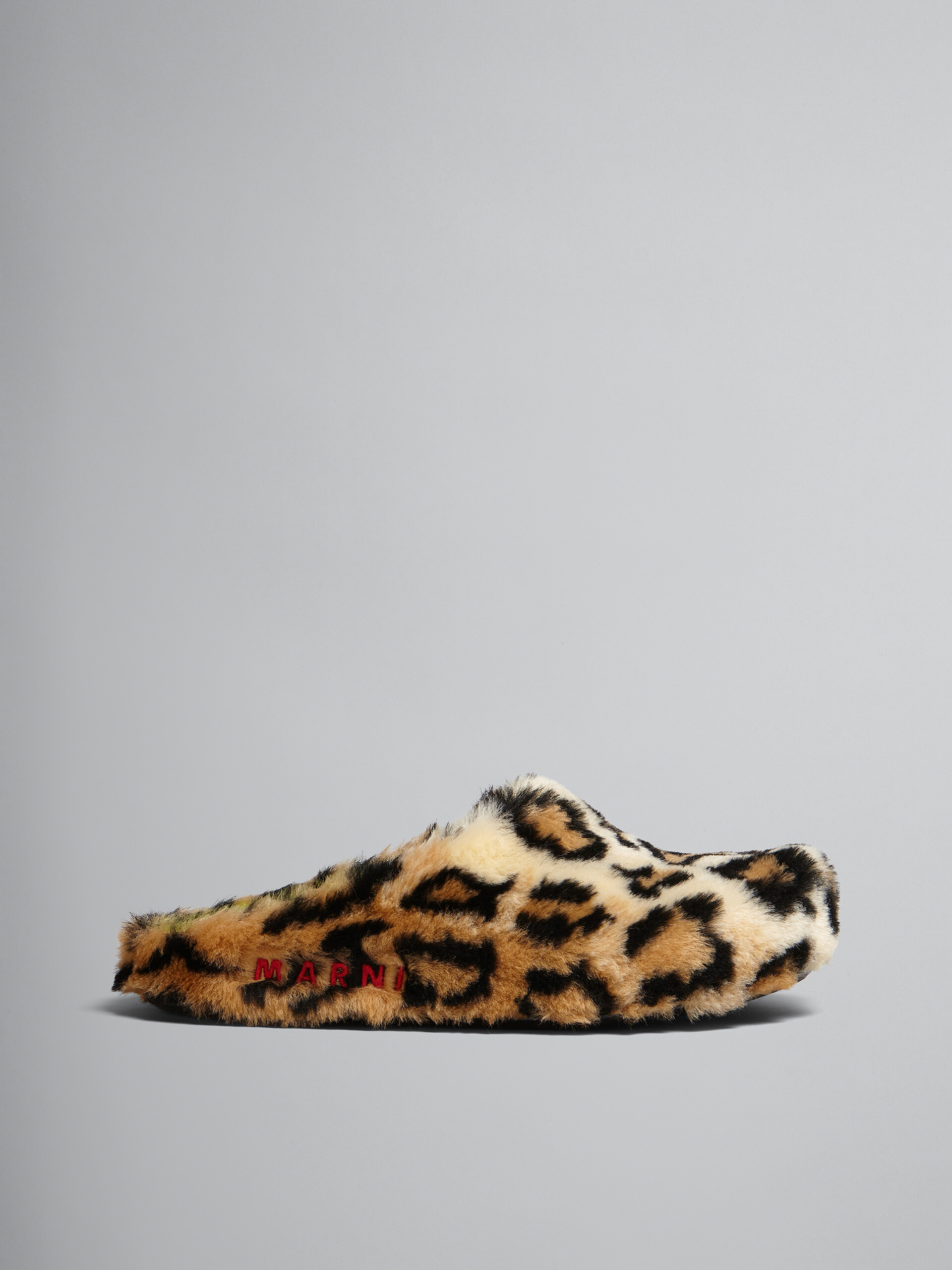 Leopard print faux fur Fussbett sabot - Clogs - Image 1