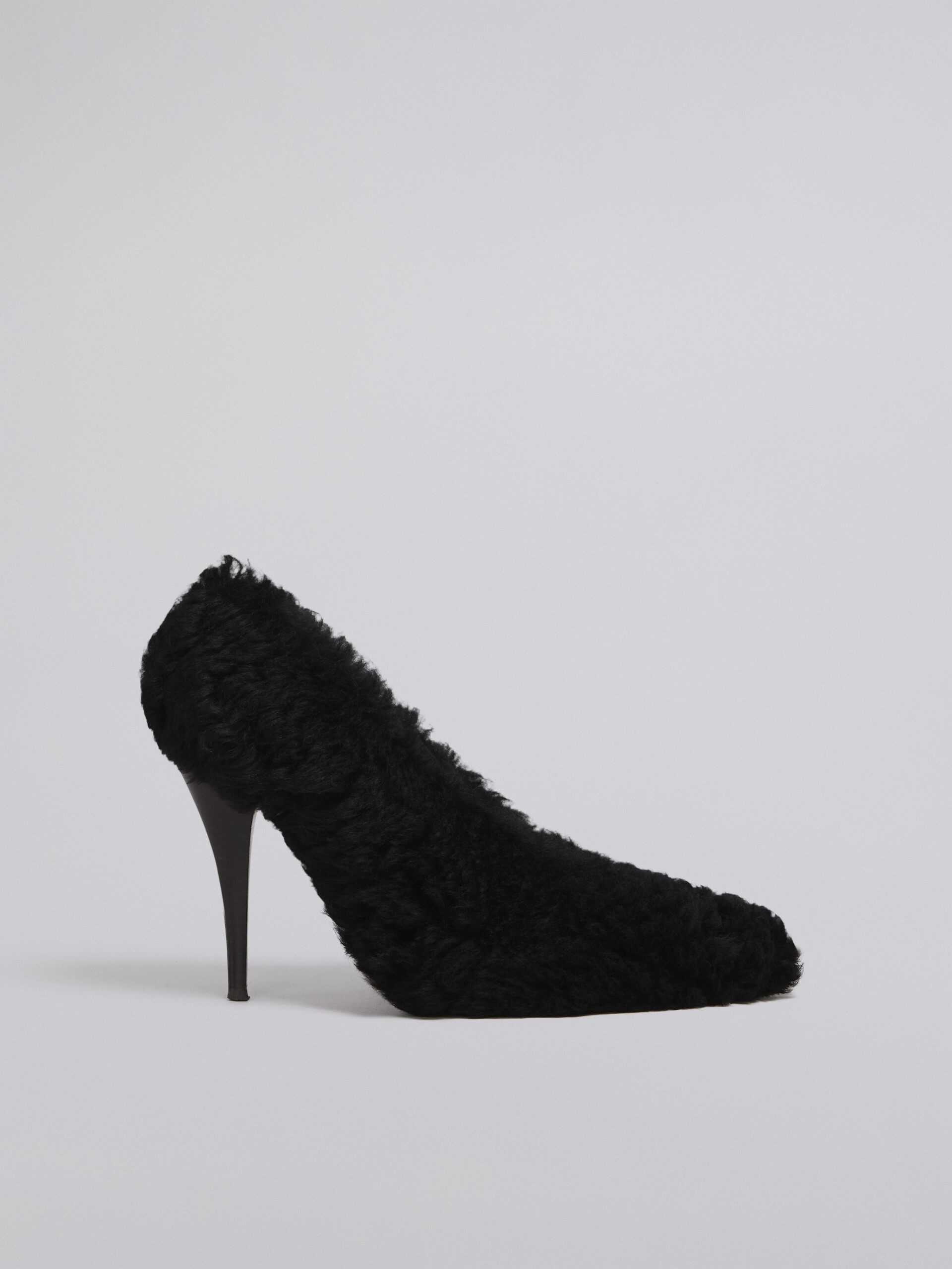 Shearling pump with heel covered in nappa - Pumps - Image 1