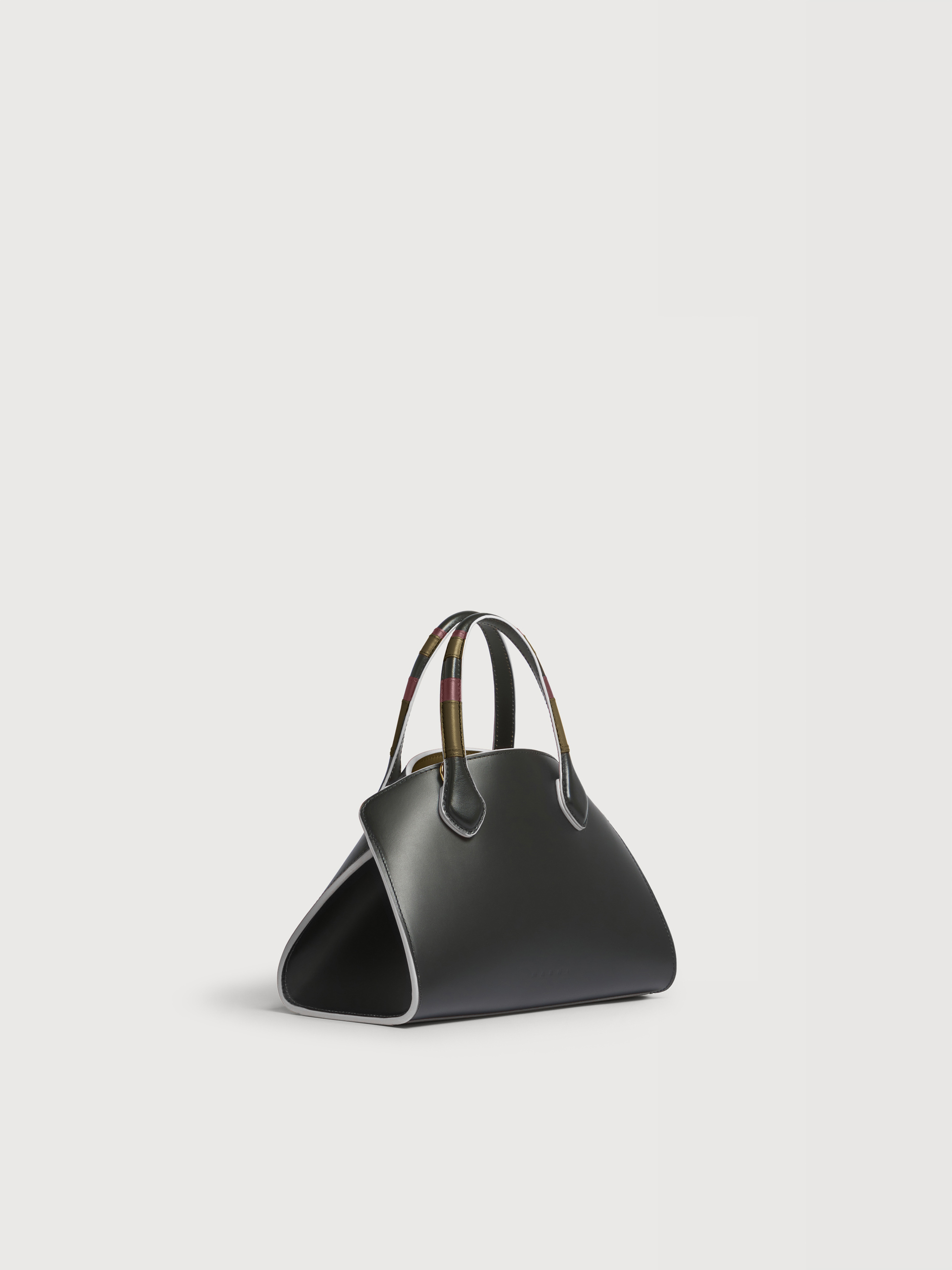 Black leather Overlap small handbag - Handbags - Image 5