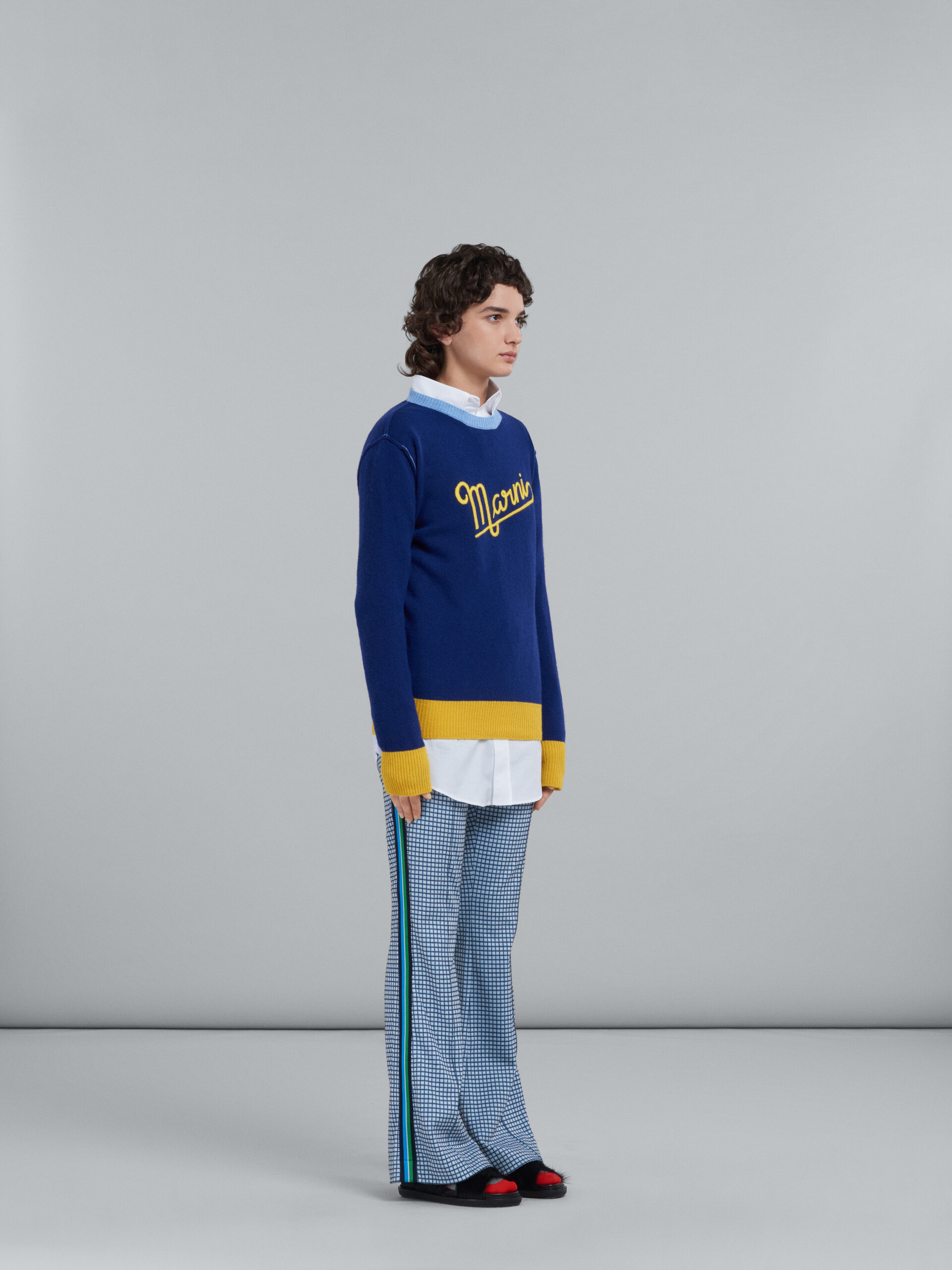Blue wool sweater with logo - Pullovers - Image 5