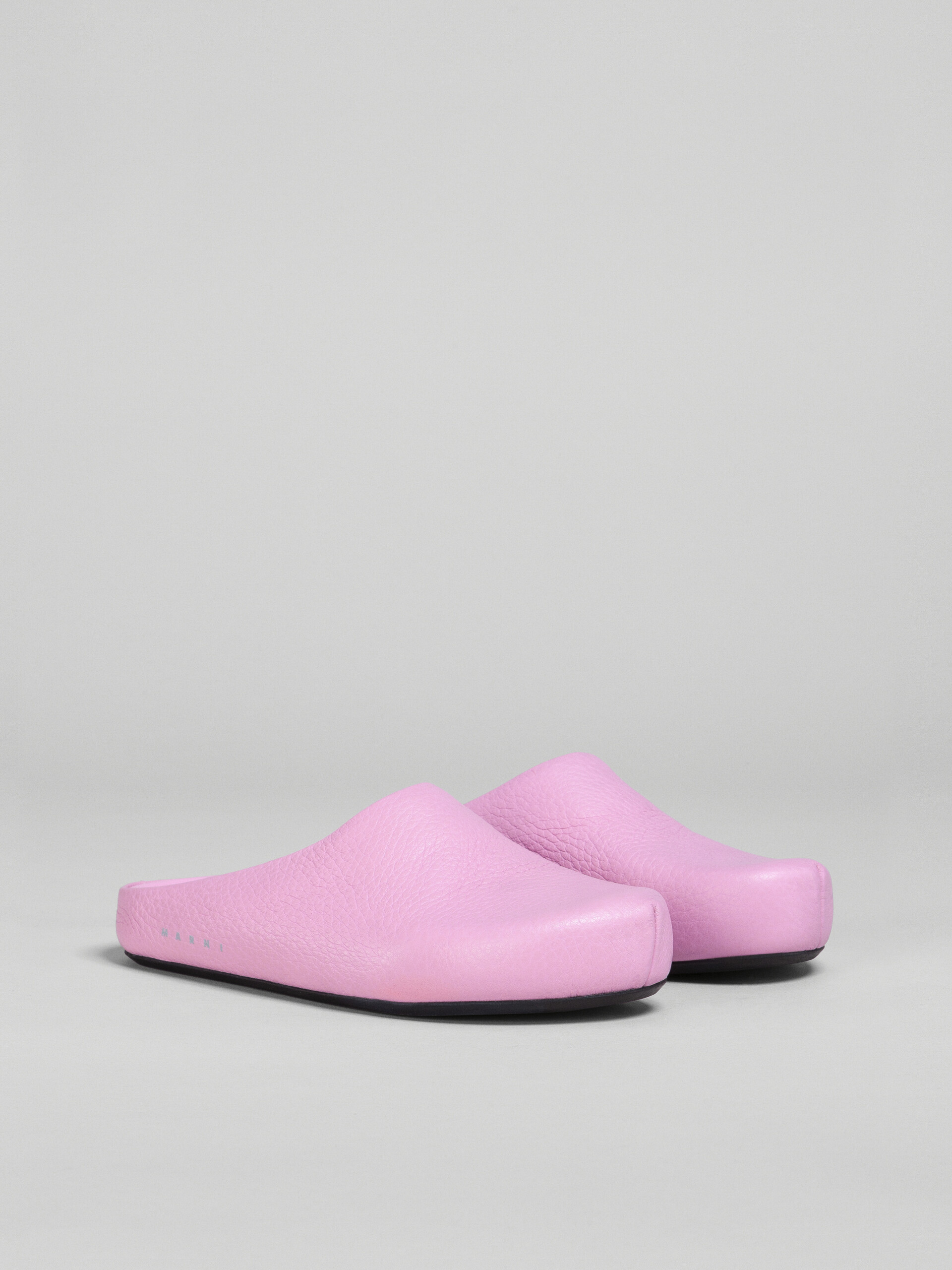 Pink leather Fussbett sabot - Clogs - Image 2