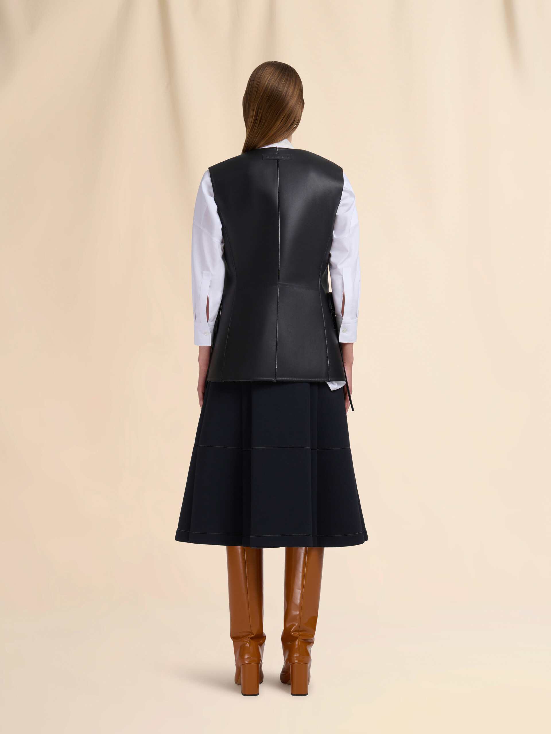 Black leather waistcoat with side slits - Waistcoats - Image 3