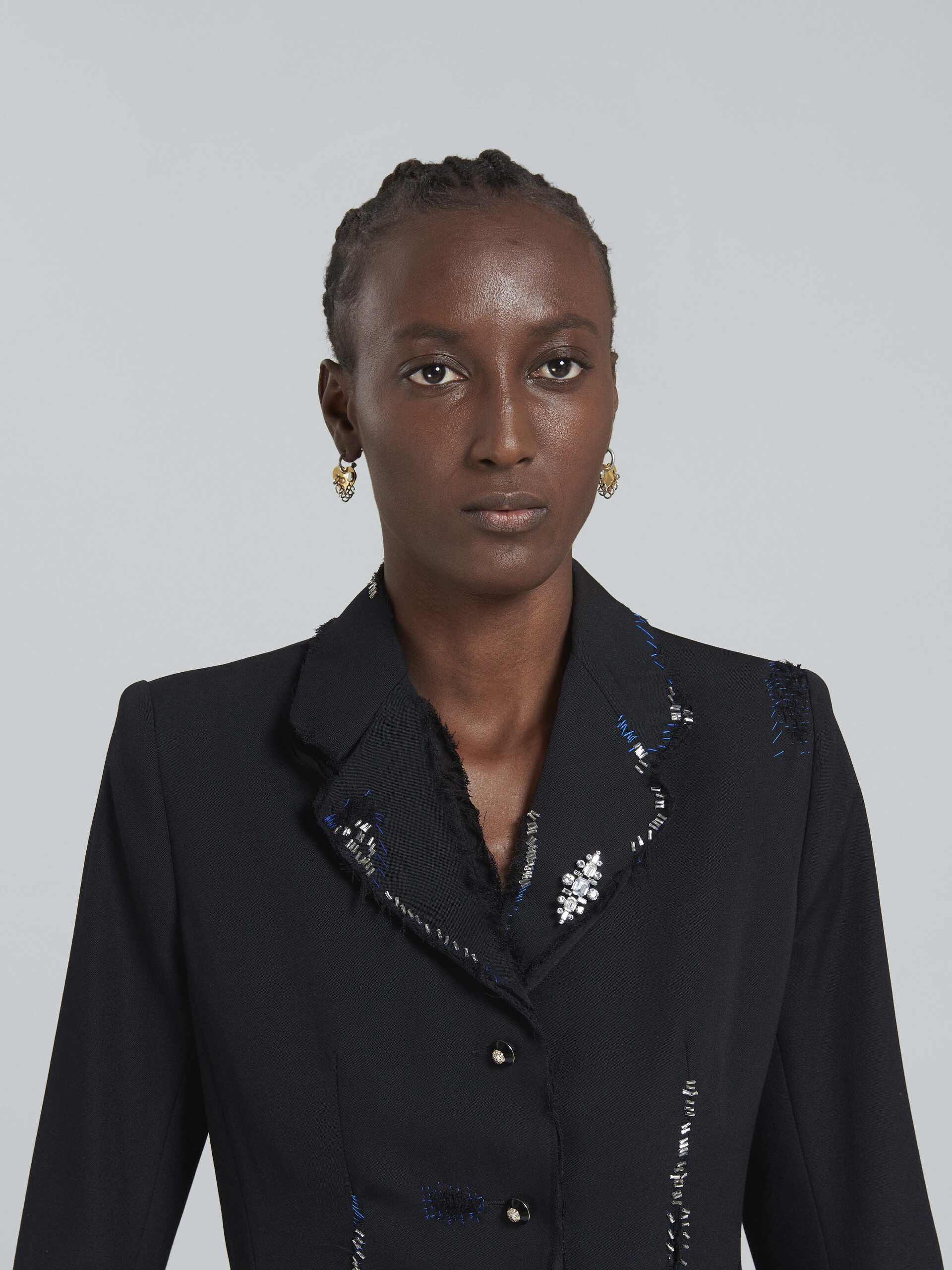 Black fitted wool blazer with embroidery - Jackets - Image 4